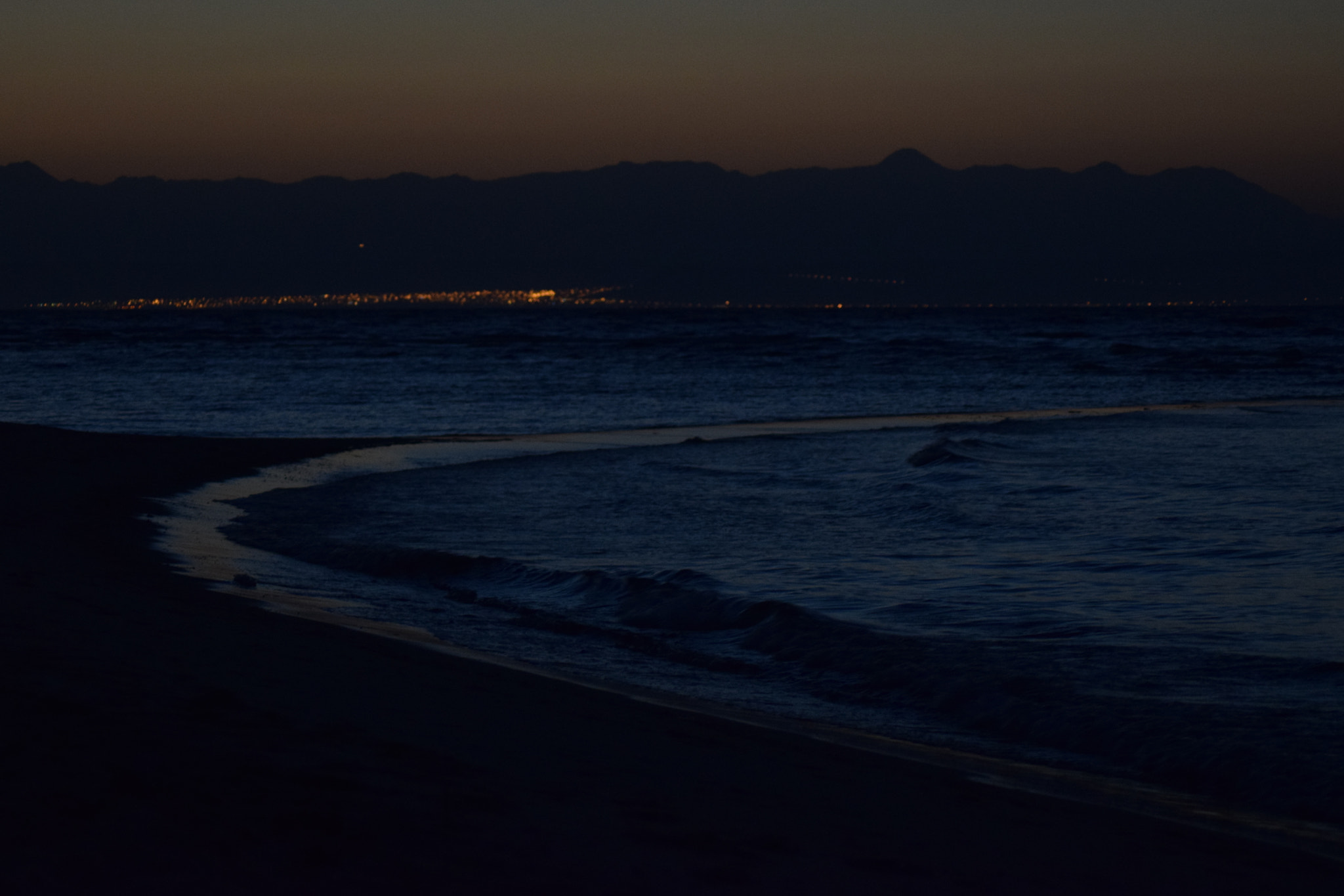 Nikon AF Nikkor 70-300mm F4-5.6G sample photo. Red sea.jpg photography