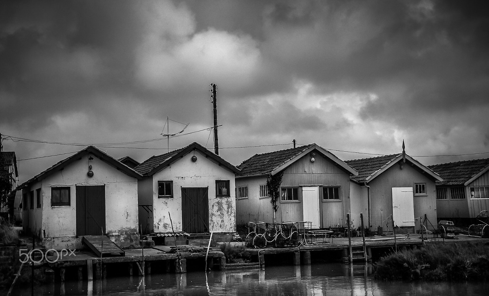 Pentax OPTIO Z10 sample photo. Storing tiny houses photography