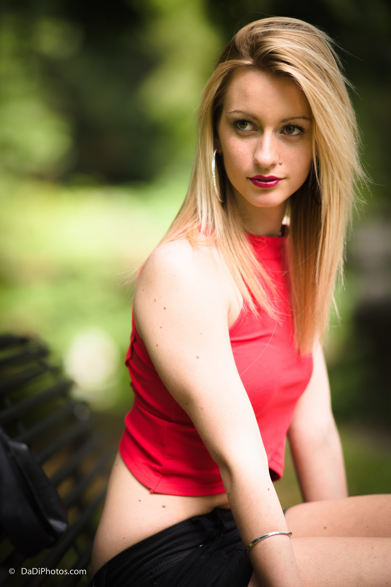 Sony Sonnar T* 135mm F1.8 ZA sample photo. Dadiphotos photography