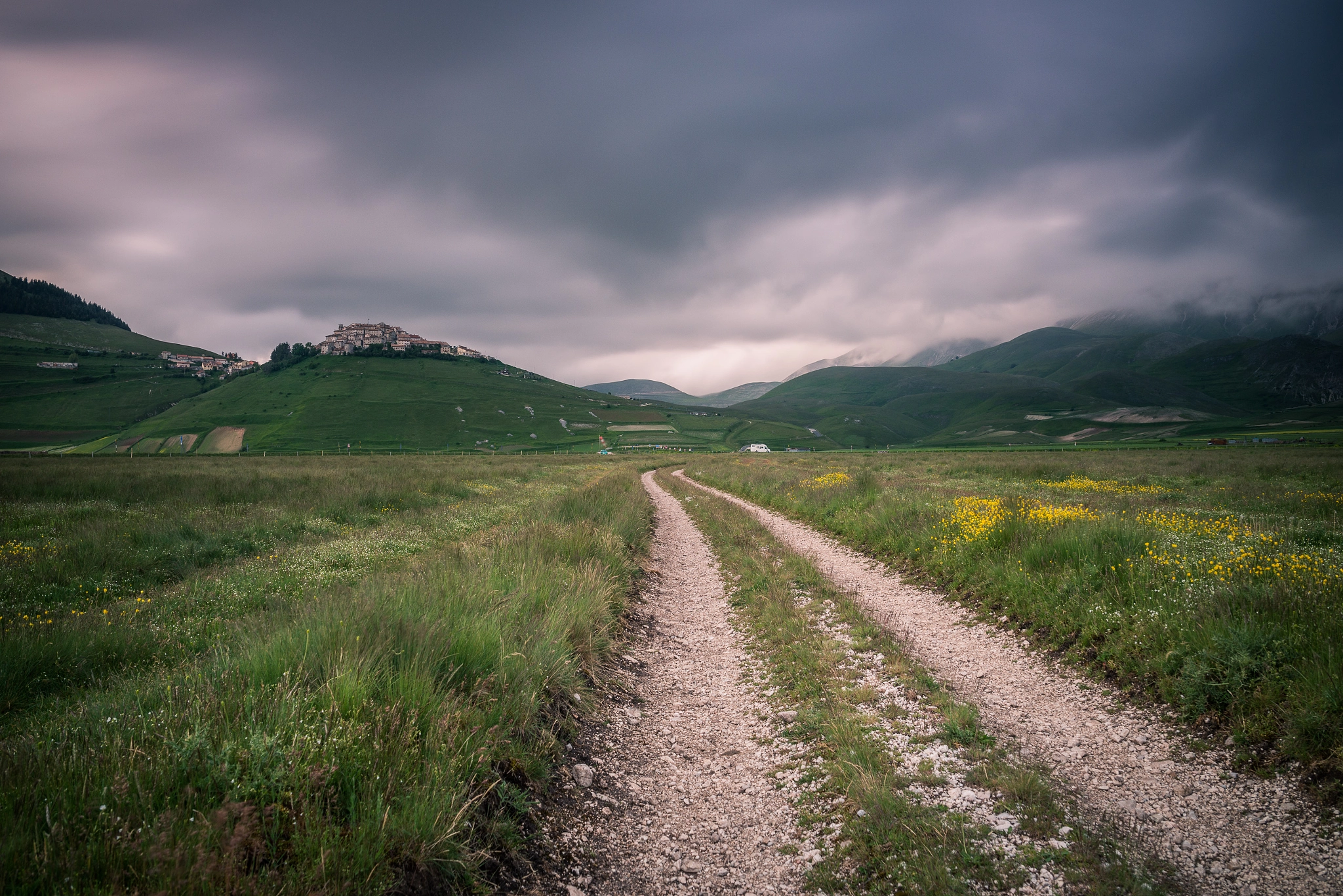 Nikon D800 + Samyang 12mm F2.8 ED AS NCS Fisheye sample photo. Castelluccio photography