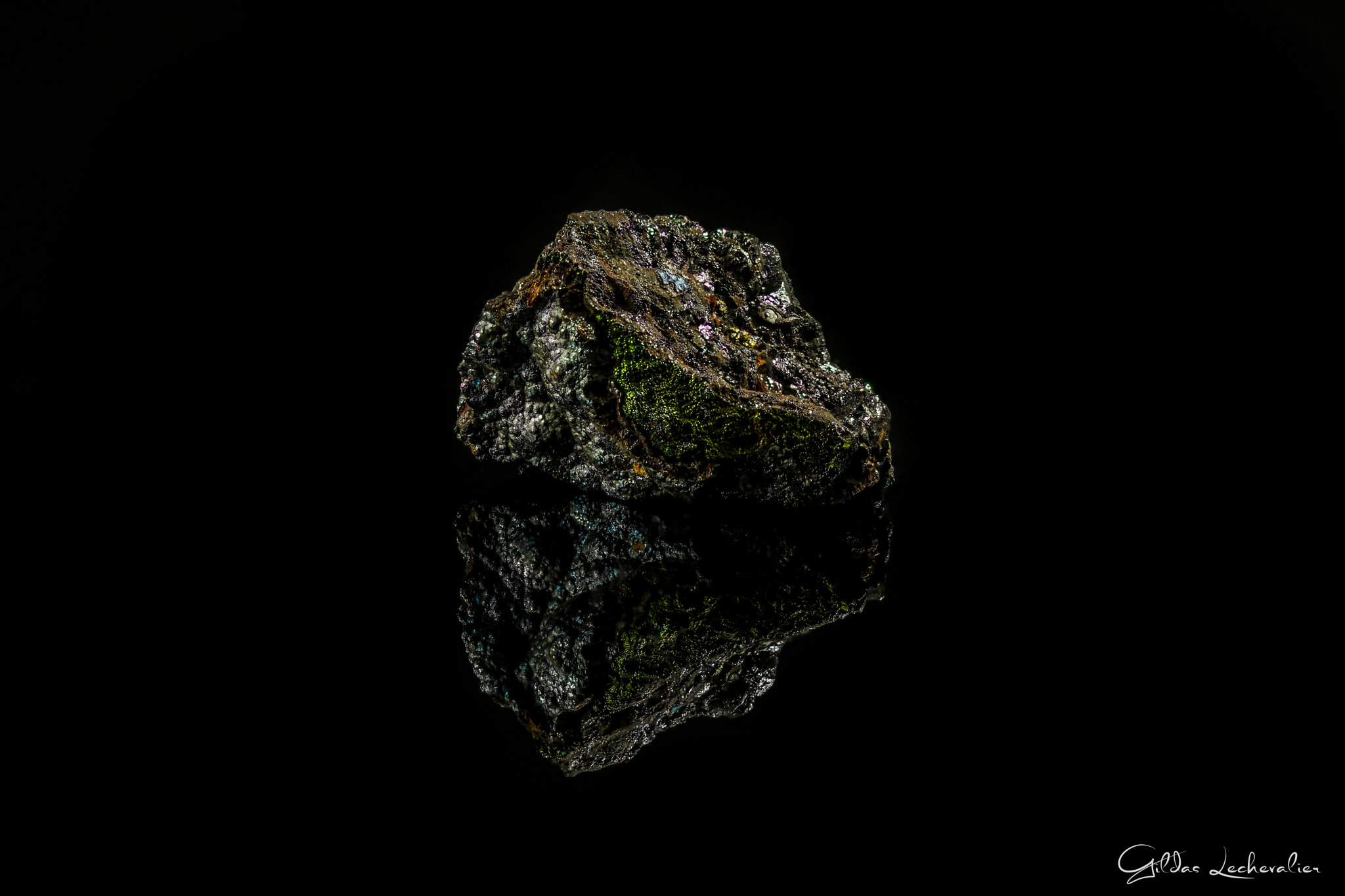 Canon EF 100mm F2.8 Macro USM sample photo. Lepidochrosite photography