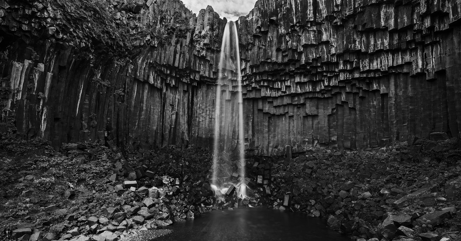 Canon TS-E 24.0mm f/3.5 L II sample photo. Svartifoss photography