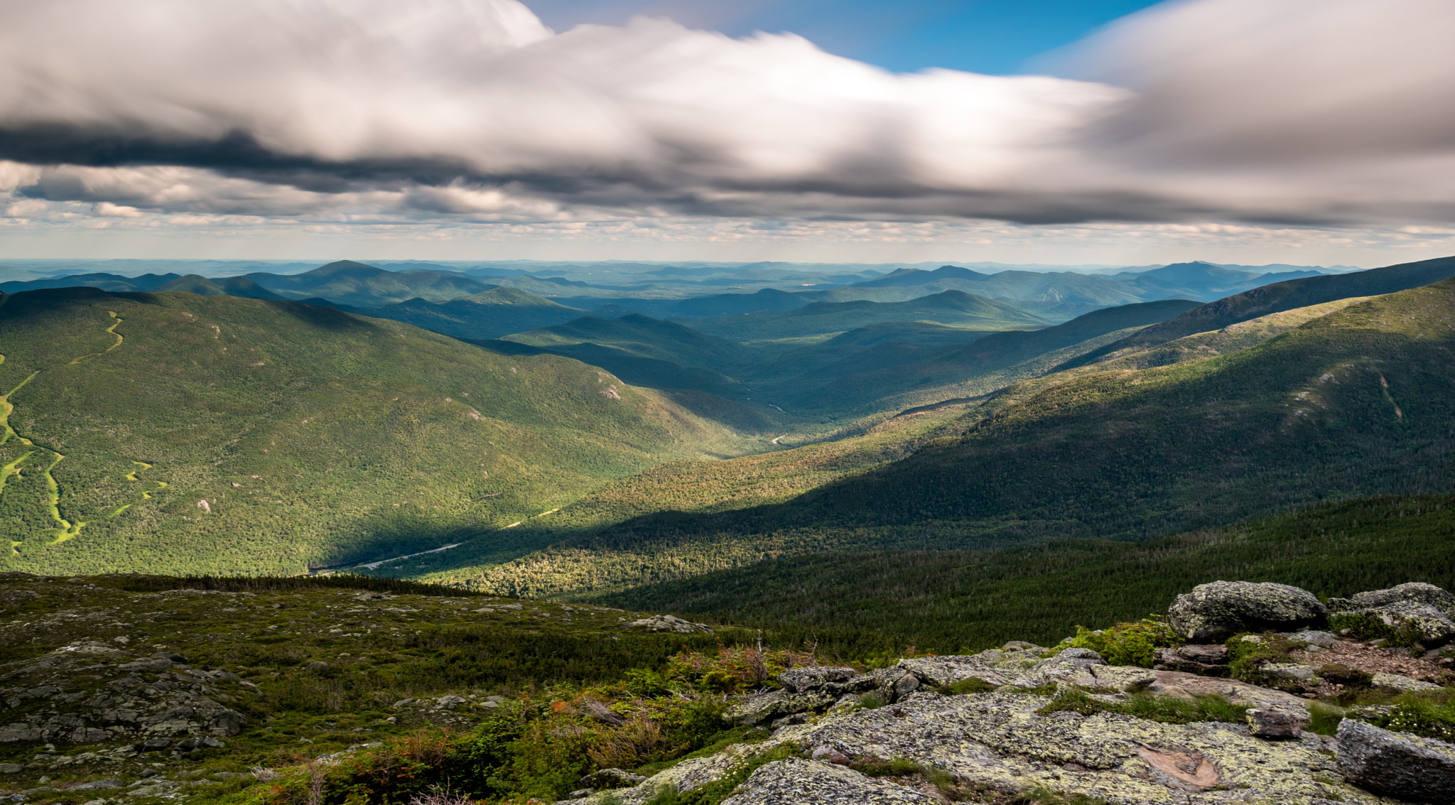 Nikon D5500 + Nikon AF-S Nikkor 20mm F1.8G ED sample photo. View from the white mountians photography