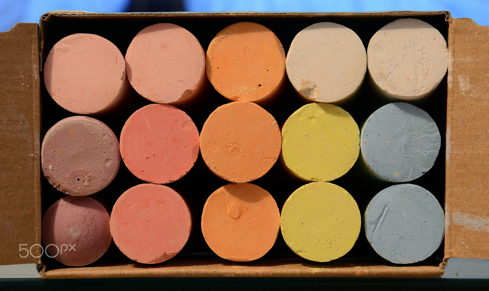Nikon D7100 + Sigma 24-135mm F2.8-4.5 sample photo. Box of colors photography