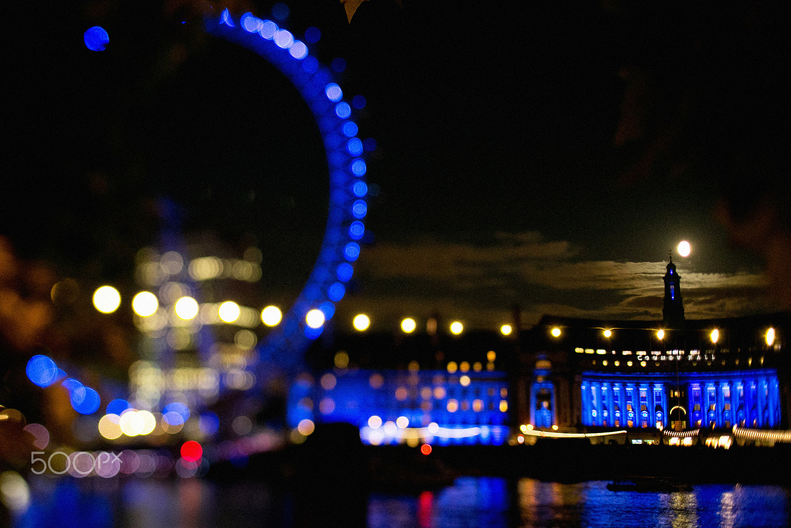 Canon TS-E 45mm F2.8 Tilt-Shift sample photo. London eye photography