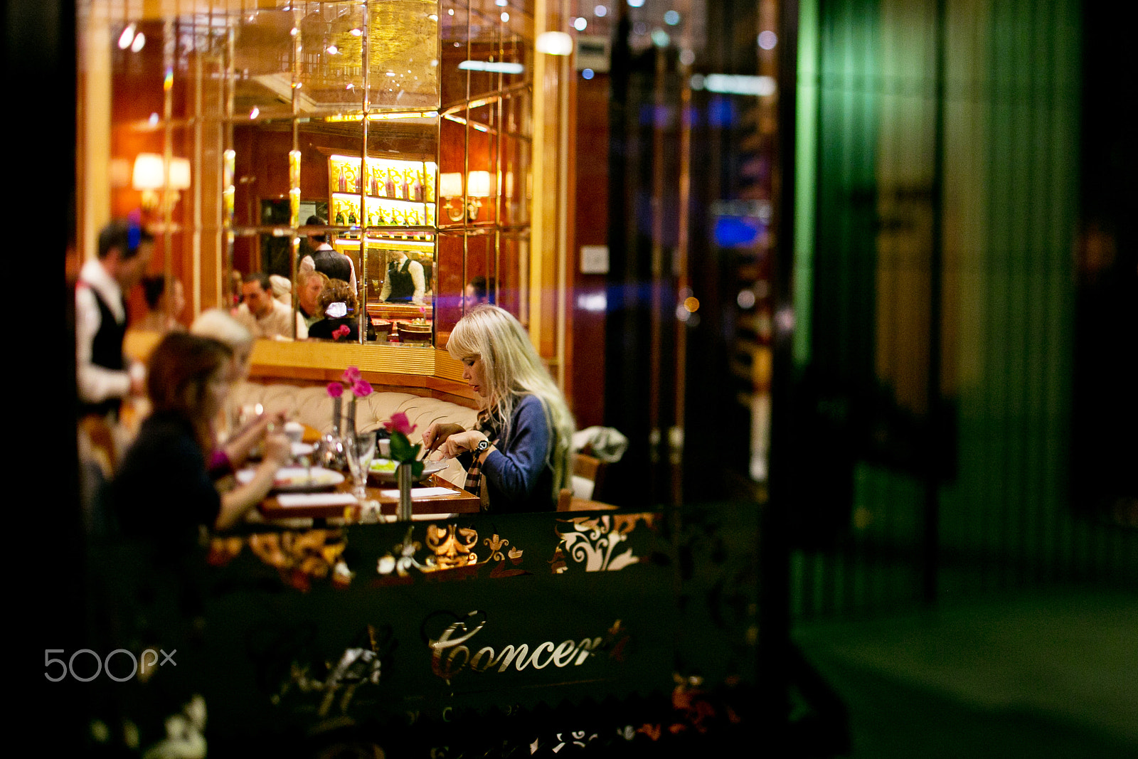 Canon TS-E 45mm F2.8 Tilt-Shift sample photo. Blonde girl.jpg photography