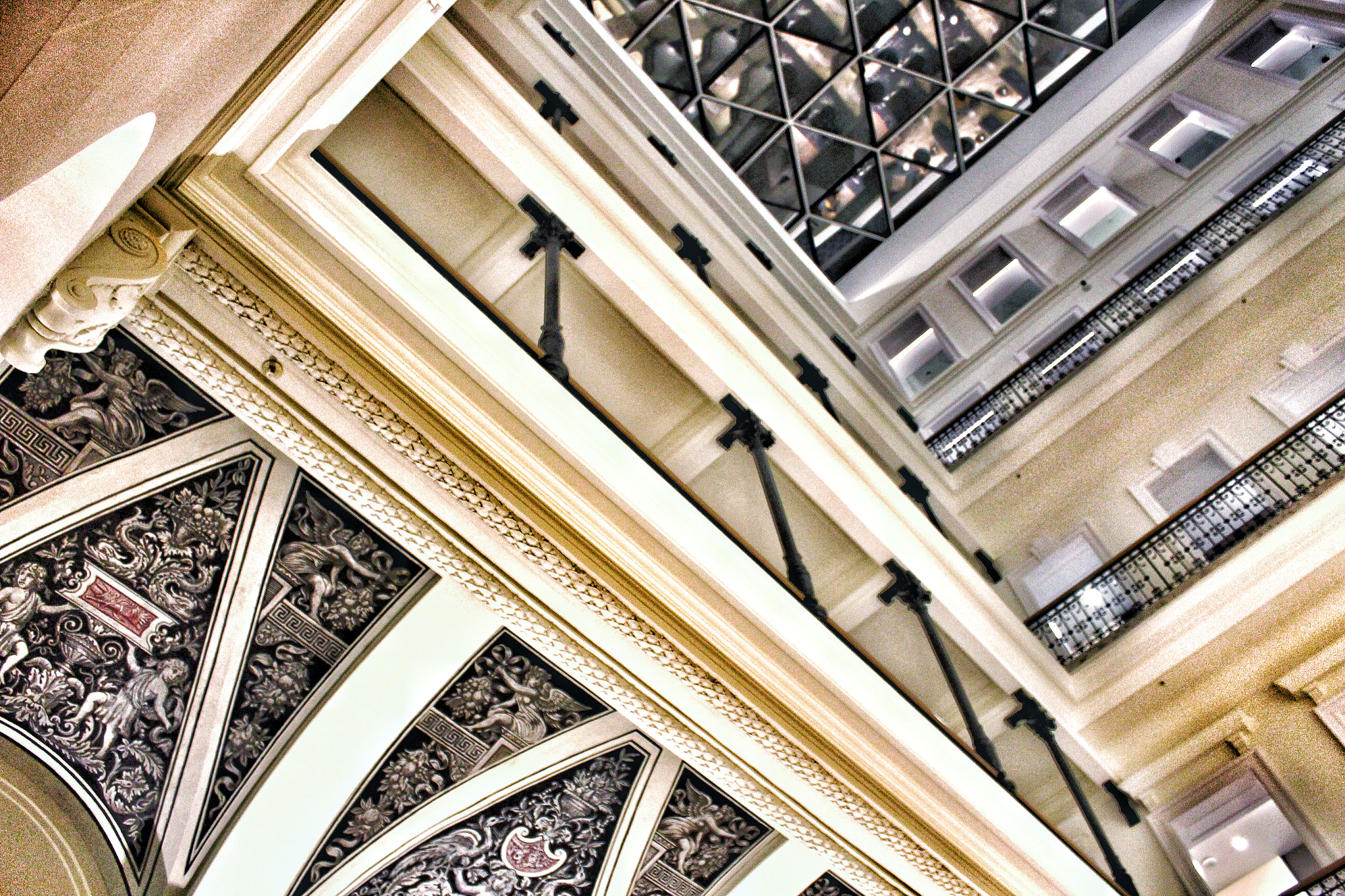 Canon EF-S 18-55mm F3.5-5.6 III sample photo. Design... hotel moments budapest photography