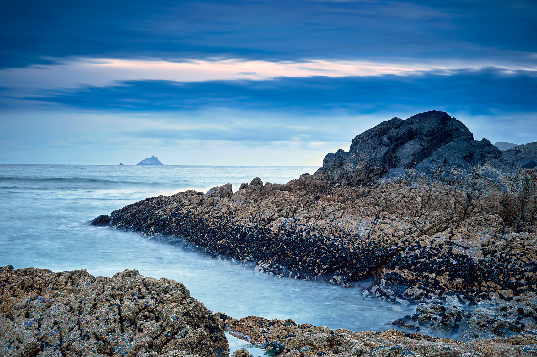 Phase One IQ3 100MP + Schneider LS 80mm f/2.8 sample photo. Keel beach ireland photography