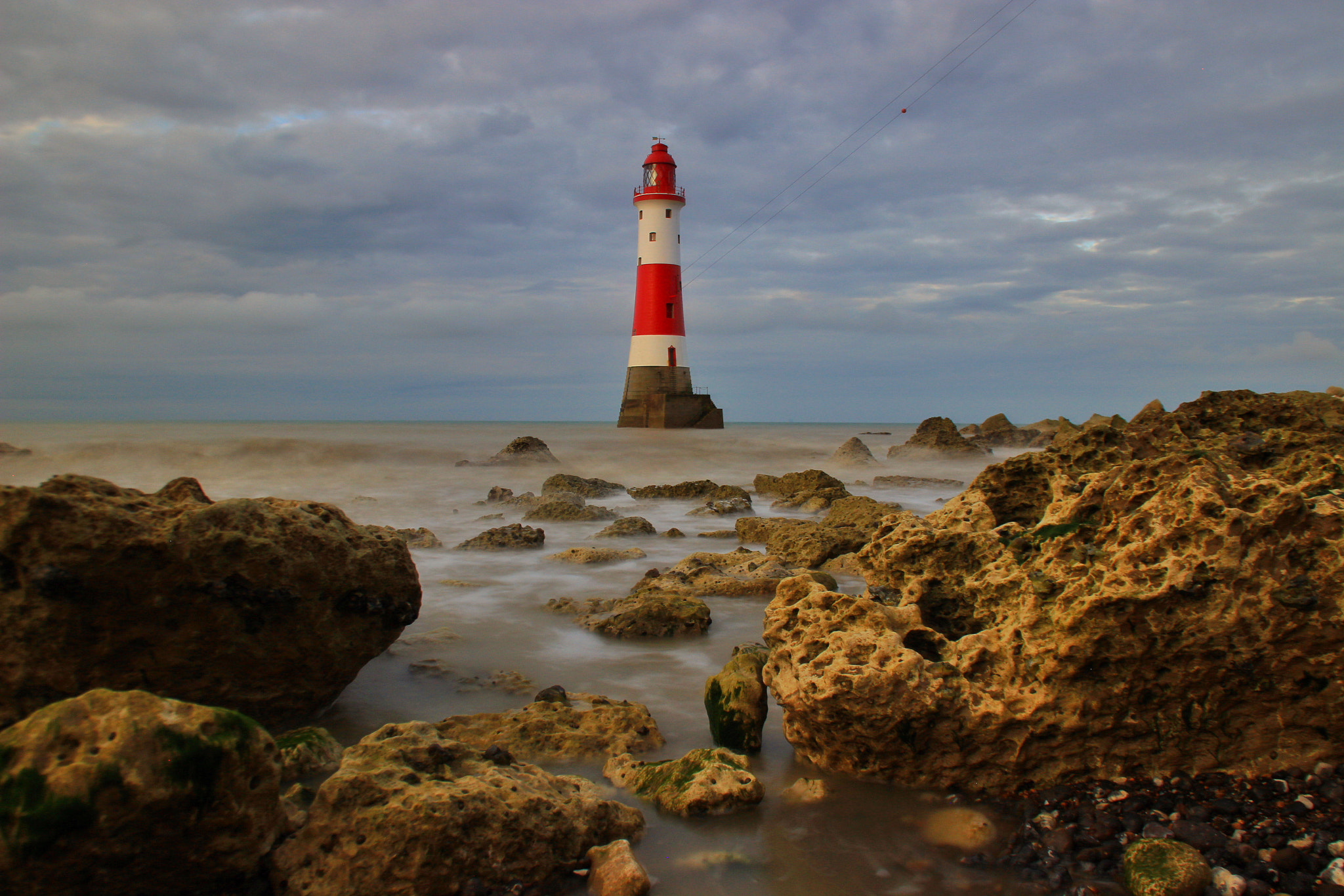 Canon EOS 600D (Rebel EOS T3i / EOS Kiss X5) + Canon 18-200mm sample photo. Beachy head light house photography