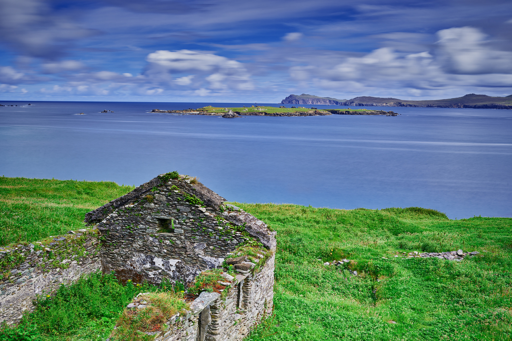 Phase One IQ3 100MP + Schneider LS 55mm f/2.8 sample photo. Great blasket island ireland photography