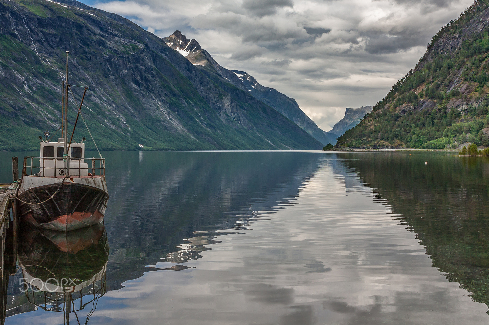 Canon EOS 40D + Canon EF 24-70mm F2.8L USM sample photo. Eikesdalen norway photography