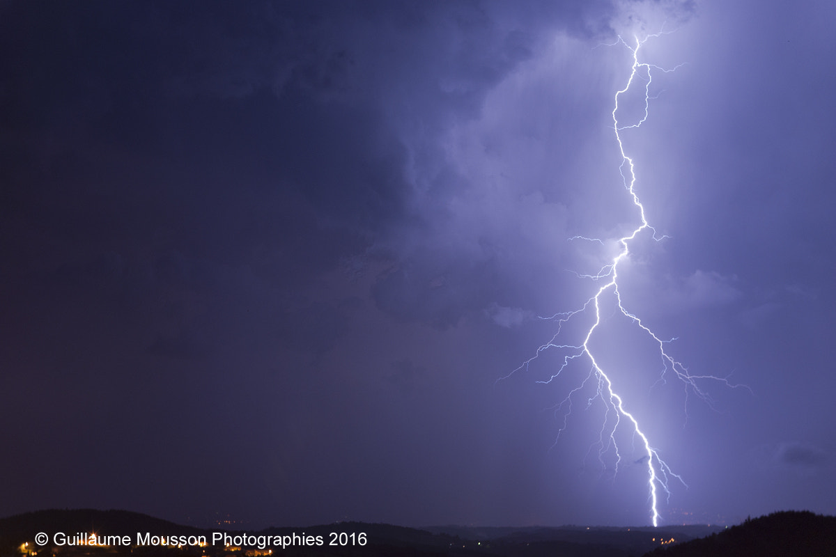 Pentax K200D + Sigma sample photo. Orage photography