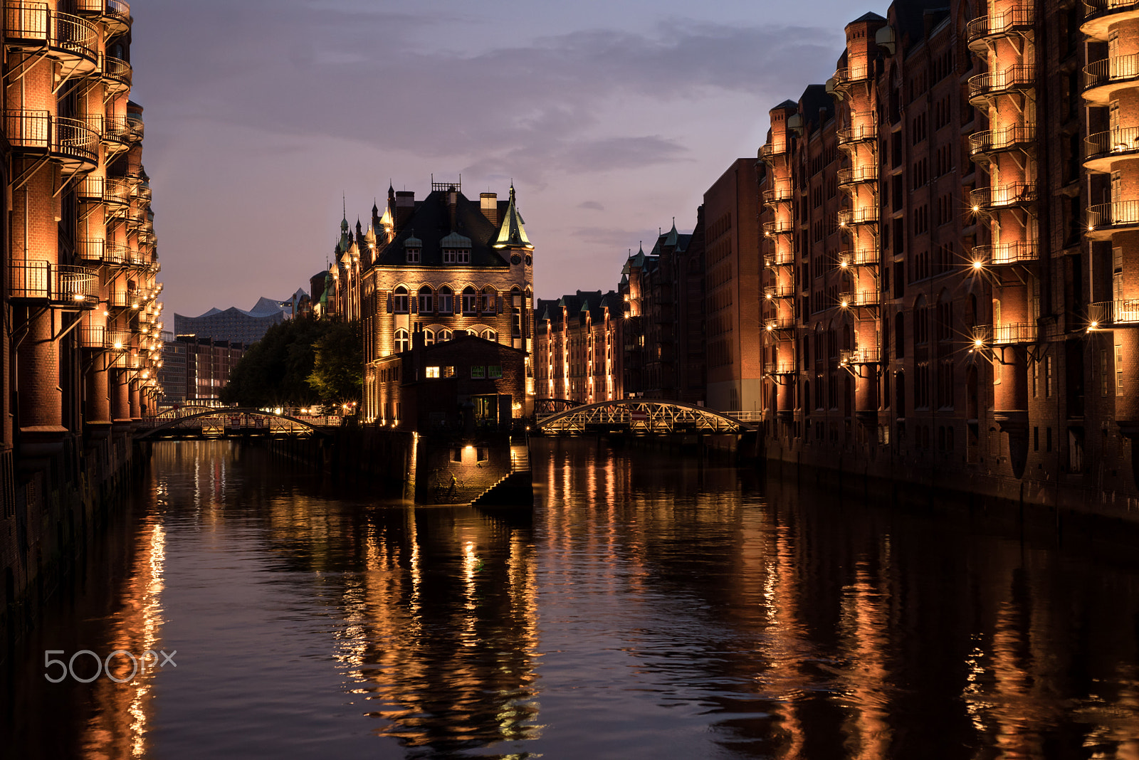 Nikon D750 + AF Nikkor 50mm f/1.8 sample photo. Speicherstadt hh photography