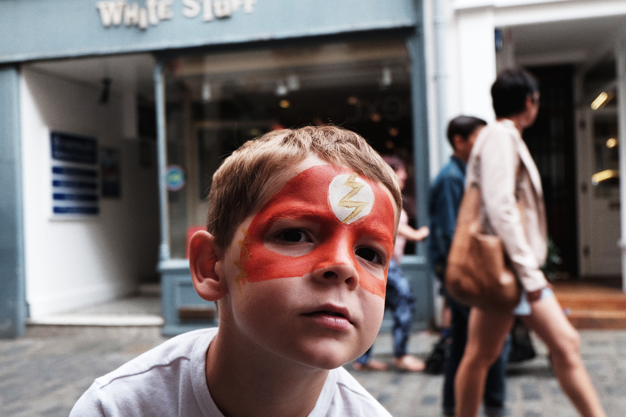 Fujifilm XC 16-50mm F3.5-5.6 OIS sample photo. Kid flash photography