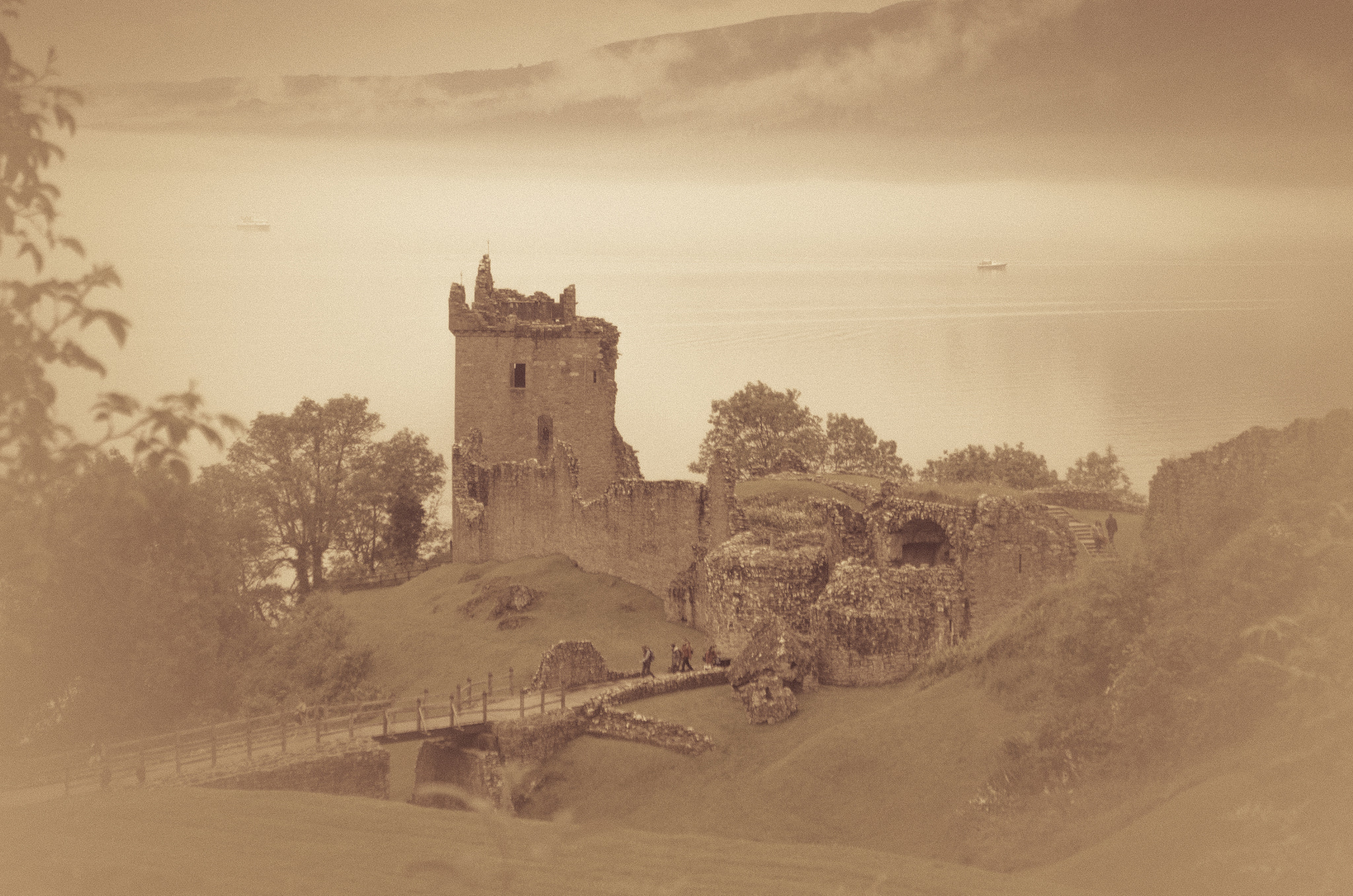 Pentax K-5 II sample photo. Castle and loch ness photography