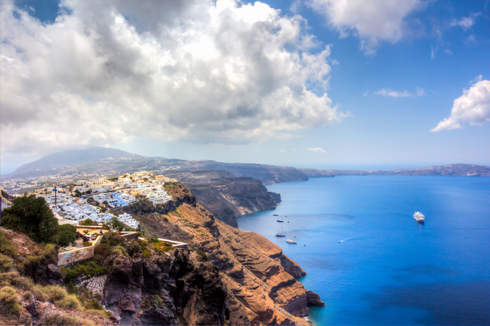 Tokina AT-X 12-28mm F4 Pro DX sample photo. Santorini greece photography