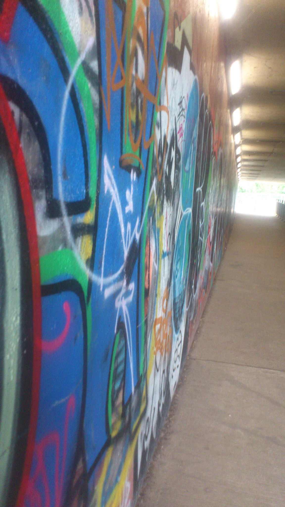 Sony Ericsson Xperia arc S sample photo. Streetart (witney, uk) photography