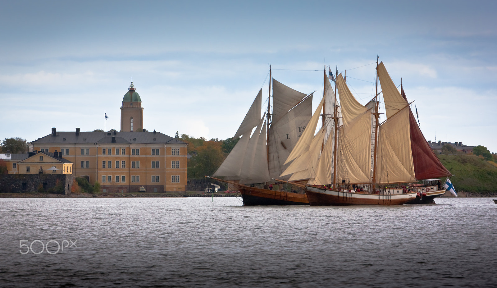Canon EOS-1Ds Mark III sample photo. Tall ship race passing suomenoja photography