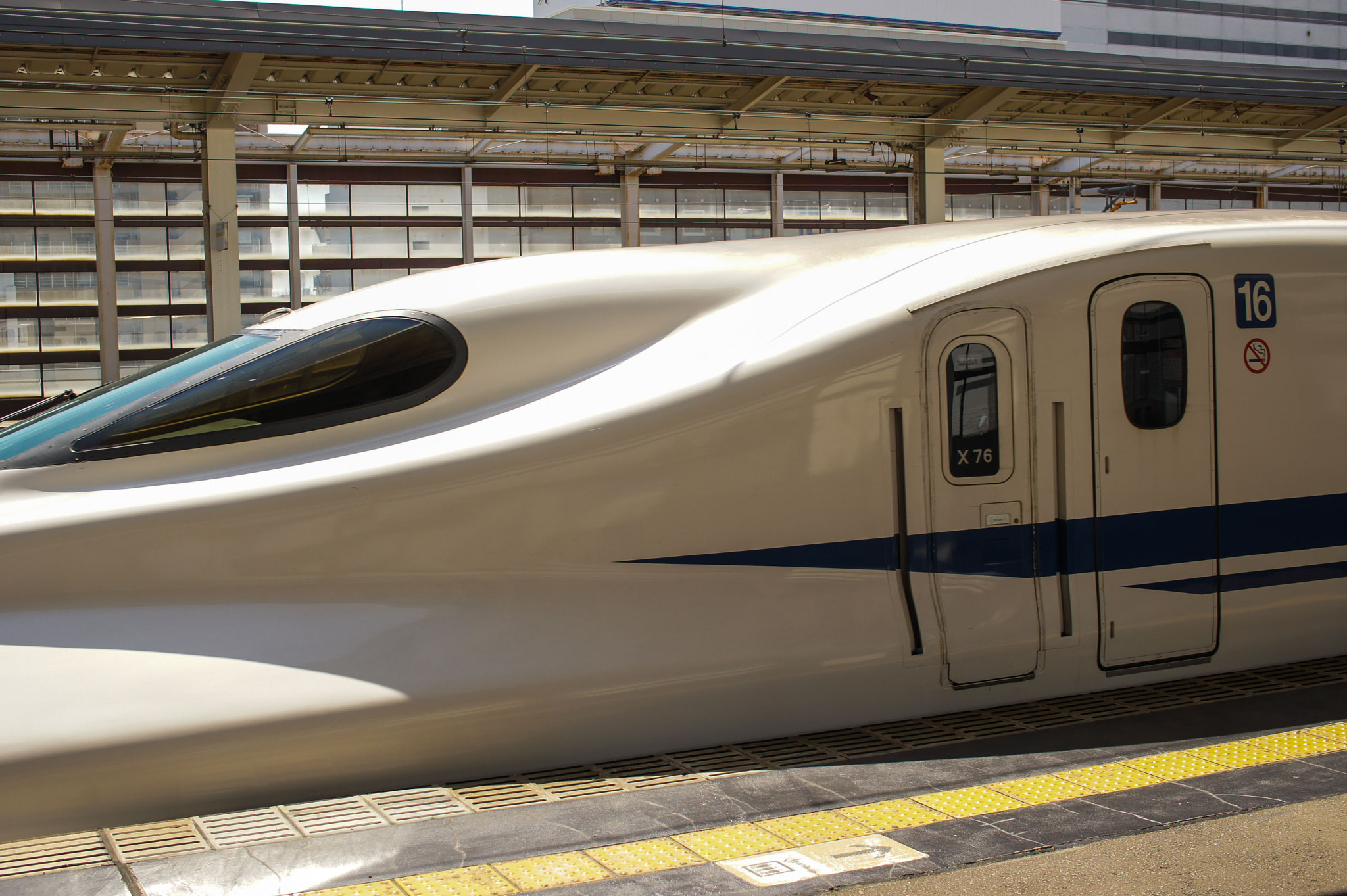 Sony Alpha NEX-5 + Sigma 30mm F2.8 EX DN sample photo. Bullet train cockpit photography