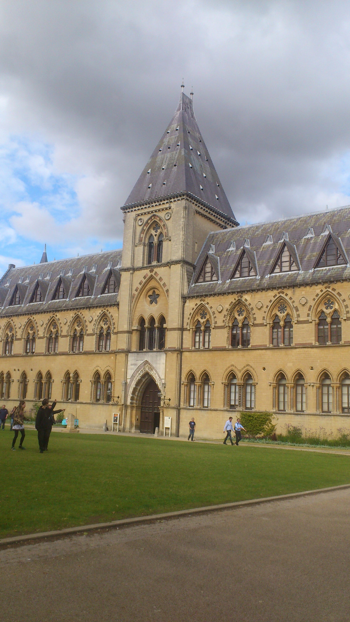 Sony Ericsson Xperia arc S sample photo. Museum of natural history (oxford, uk) photography