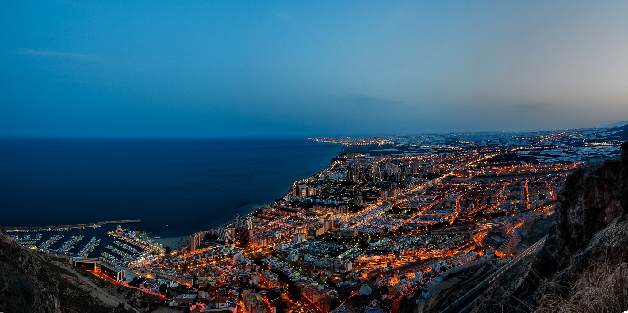 Nikon D300S + Sigma 10-20mm F3.5 EX DC HSM sample photo. Aguadulce vista desde las antenas photography