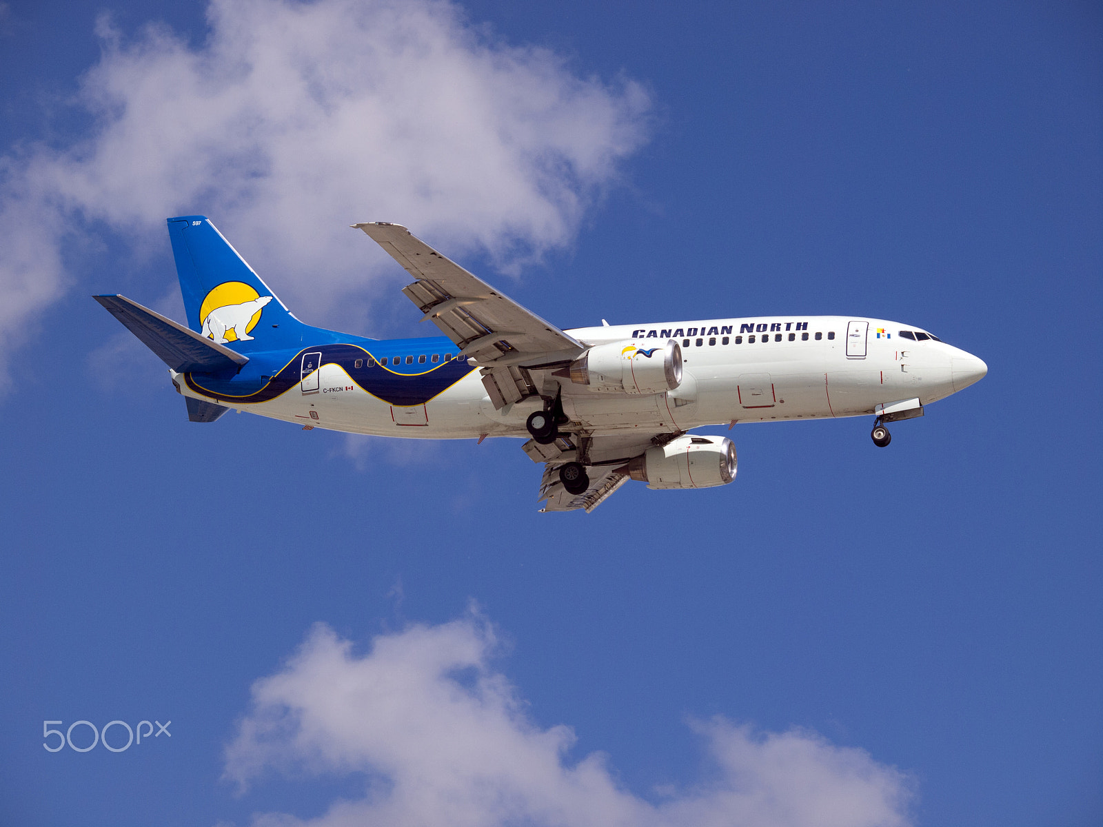 Olympus E-5 sample photo. Canadian north boeing b-737-300 photography