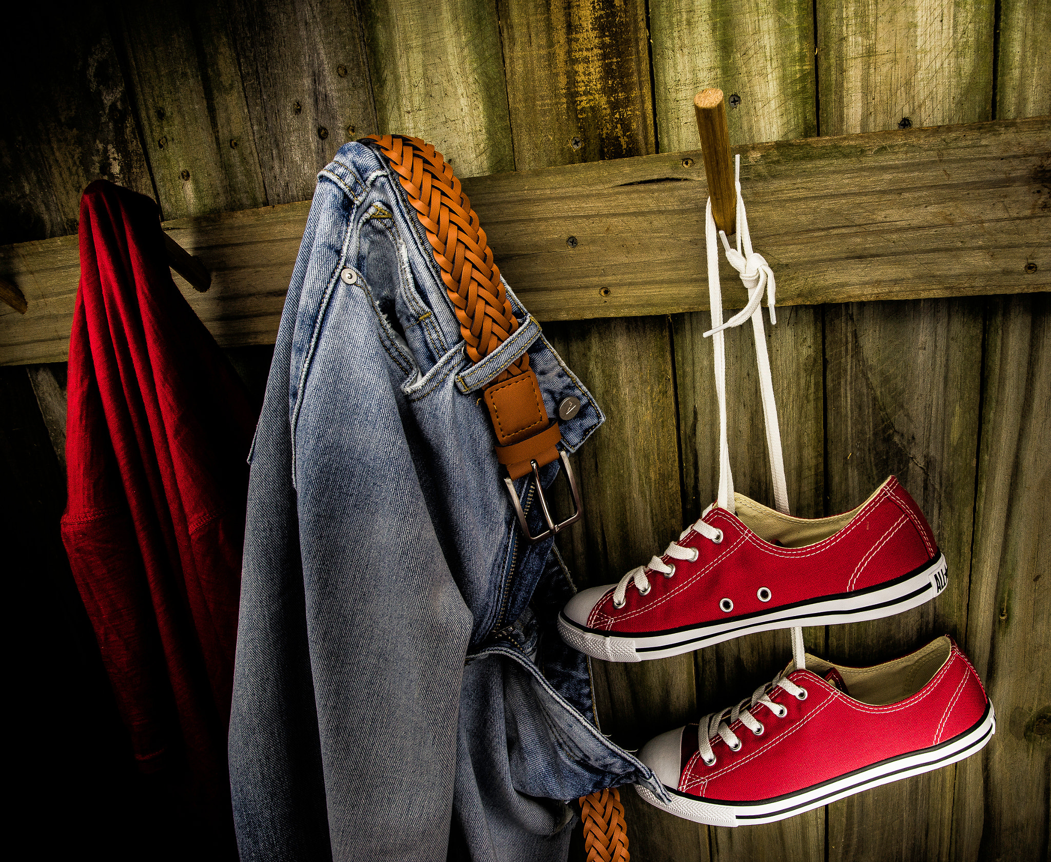 Sony a7R + Canon EF 17-40mm F4L USM sample photo. Red shoes photography