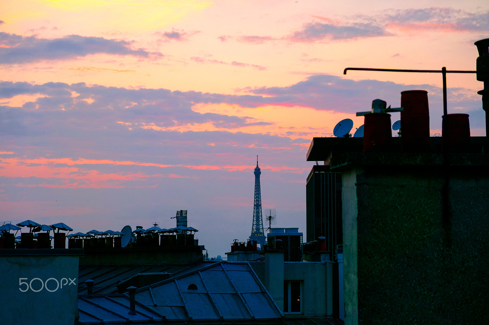 Fujifilm X-A2 + Fujifilm XF 18-55mm F2.8-4 R LM OIS sample photo. Eiffel far beyond photography