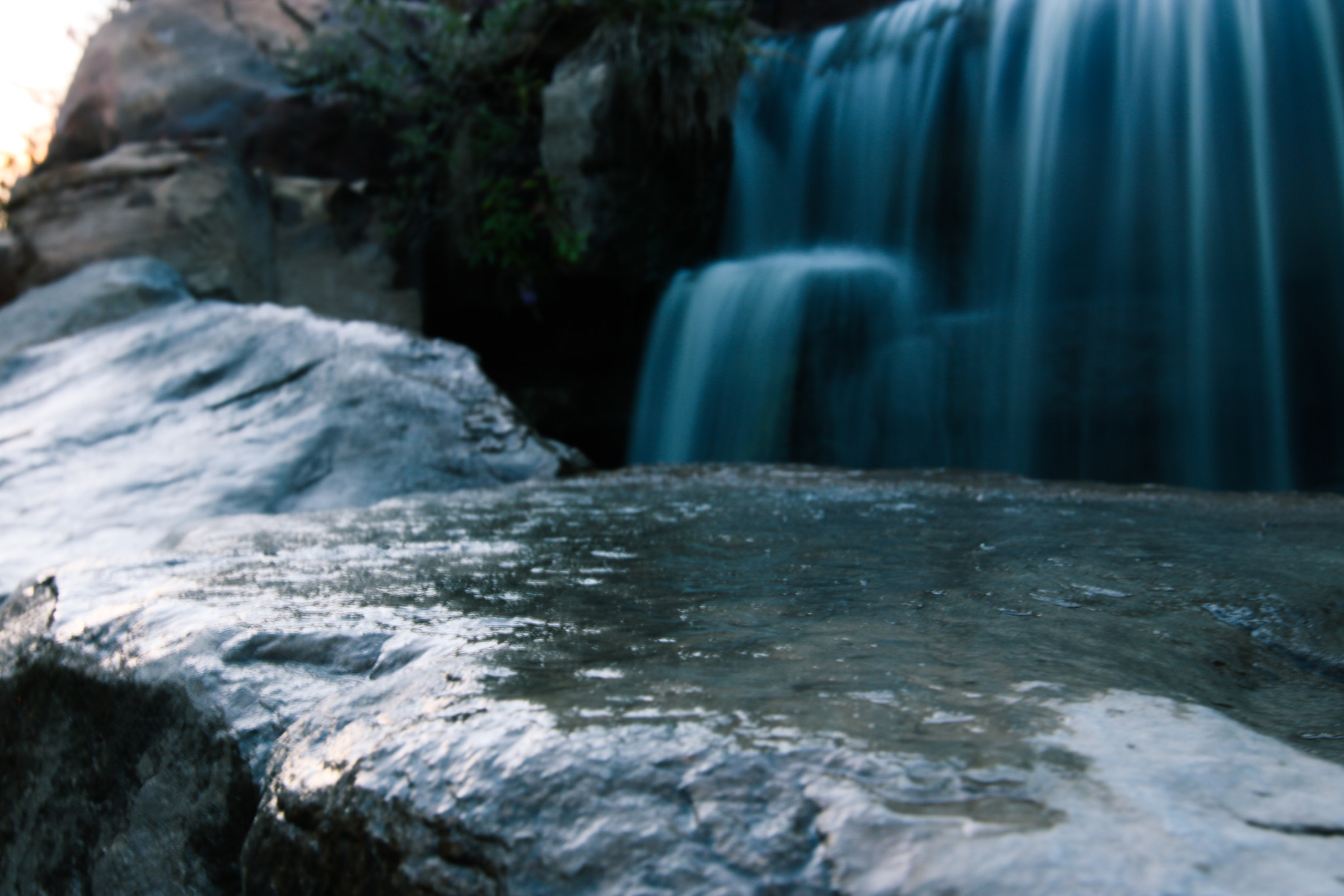 Canon EOS 750D (EOS Rebel T6i / EOS Kiss X8i) sample photo. Liquid silk photography