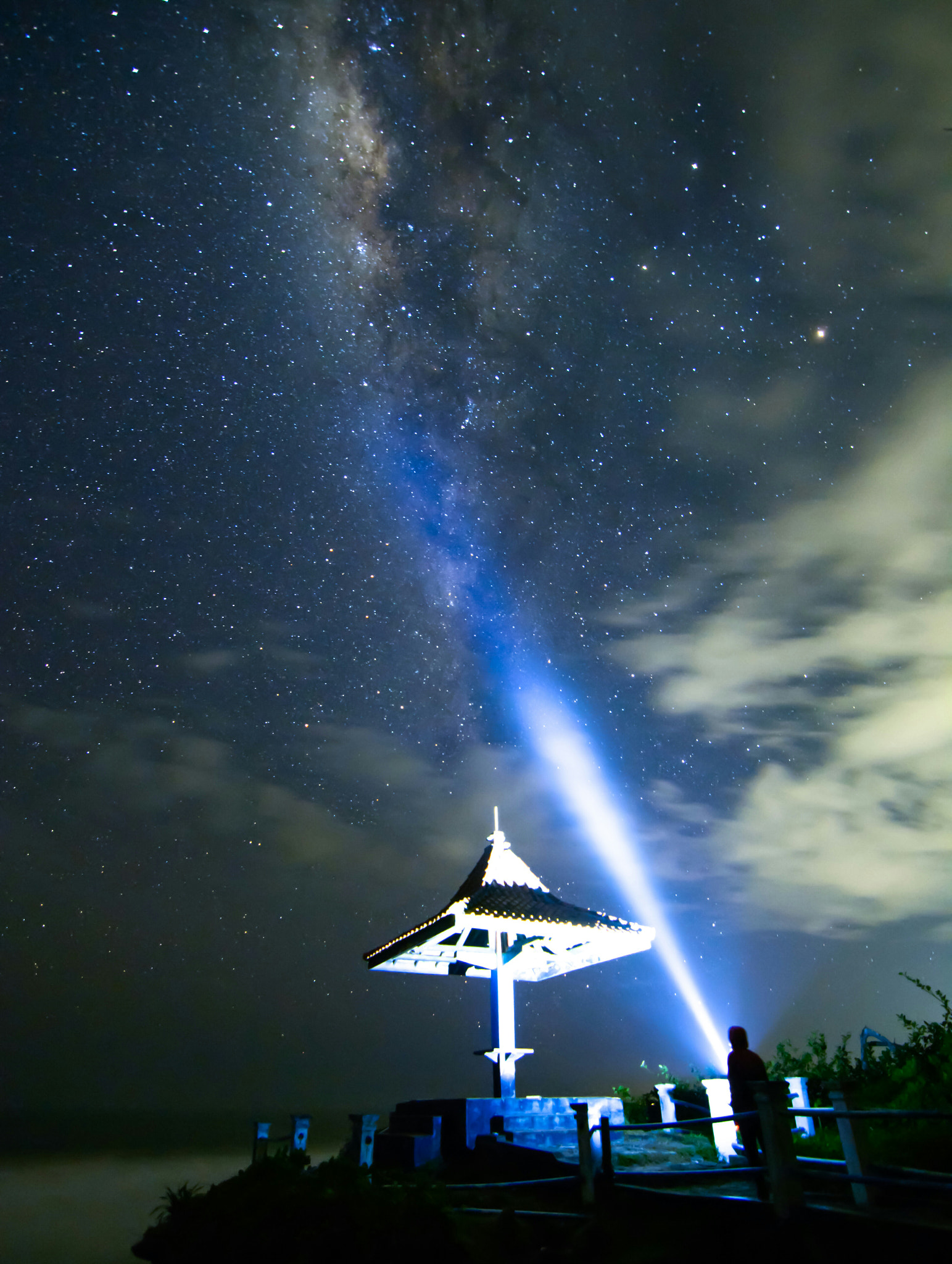 Tokina AT-X Pro 11-16mm F2.8 DX II sample photo. Low light. photography