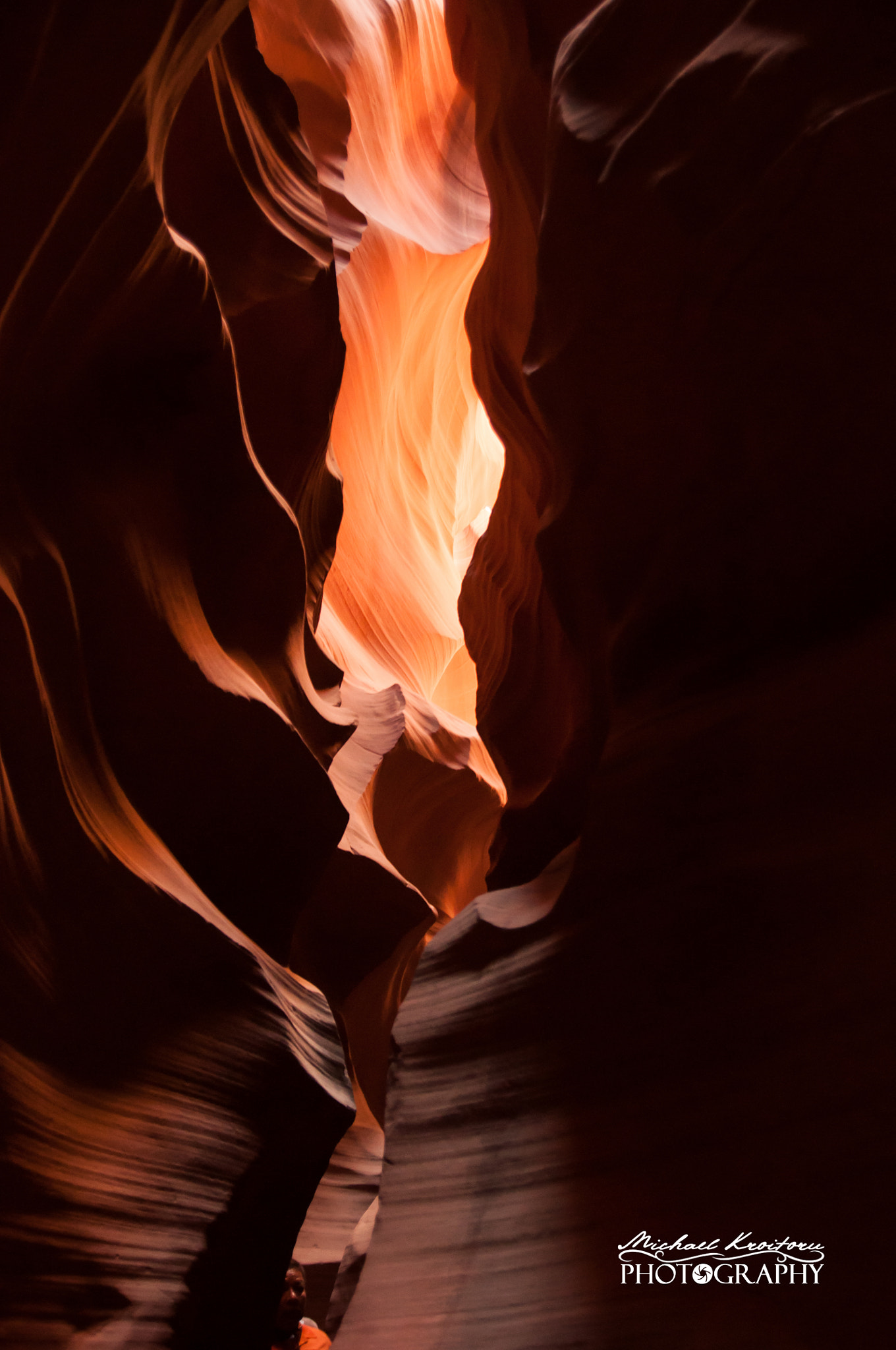 Nikon D90 + Sigma 18-50mm F2.8 EX DC Macro sample photo. Antelope canyon photography