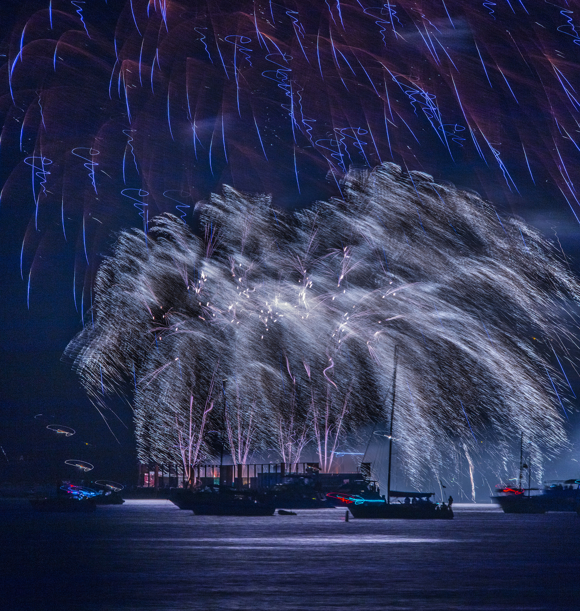 Sigma 150-500mm F5-6.3 DG OS HSM sample photo. Fireworks disney photography