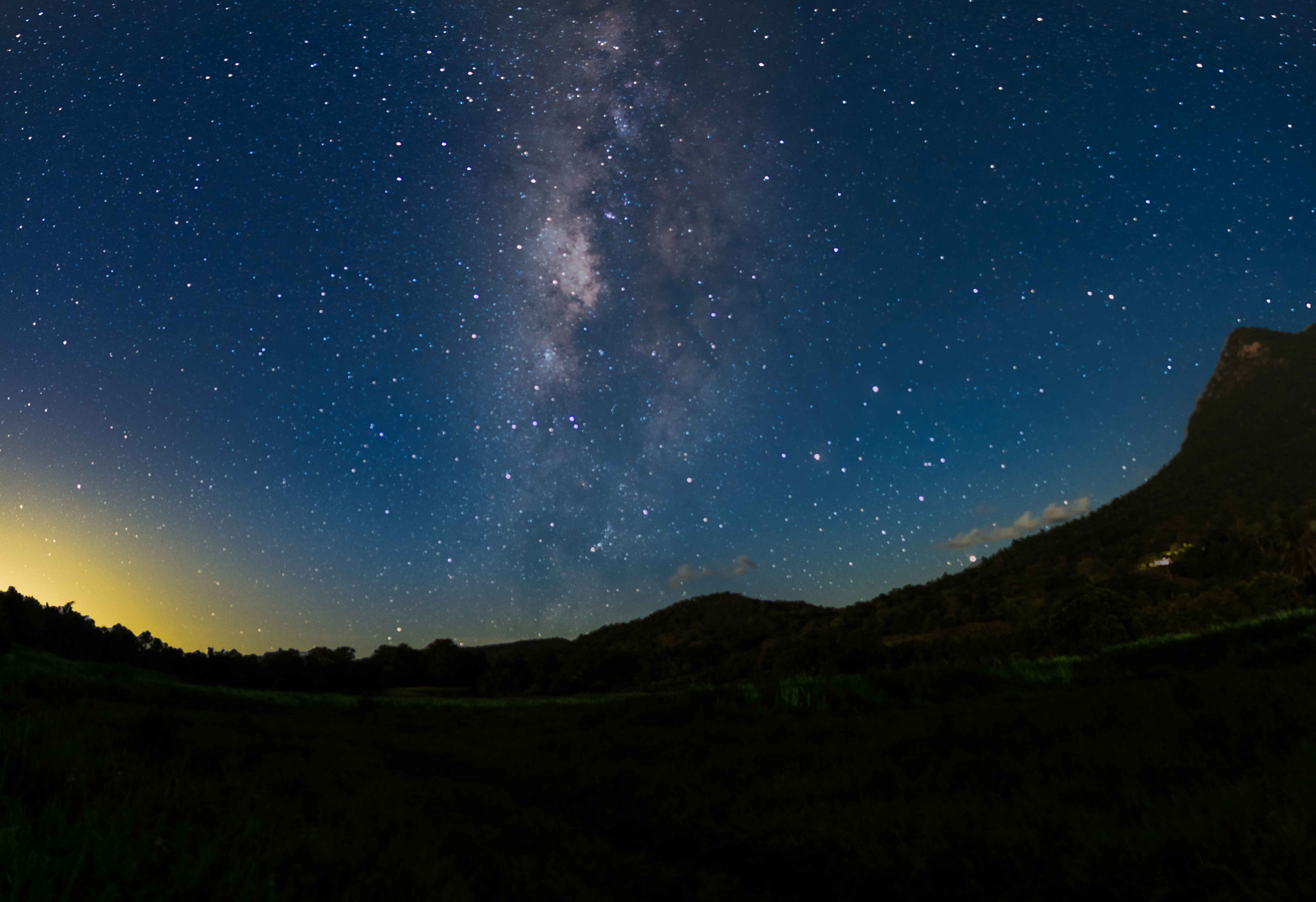 Samyang 12mm F2.8 ED AS NCS Fisheye sample photo. Milkyway at chiang dao photography