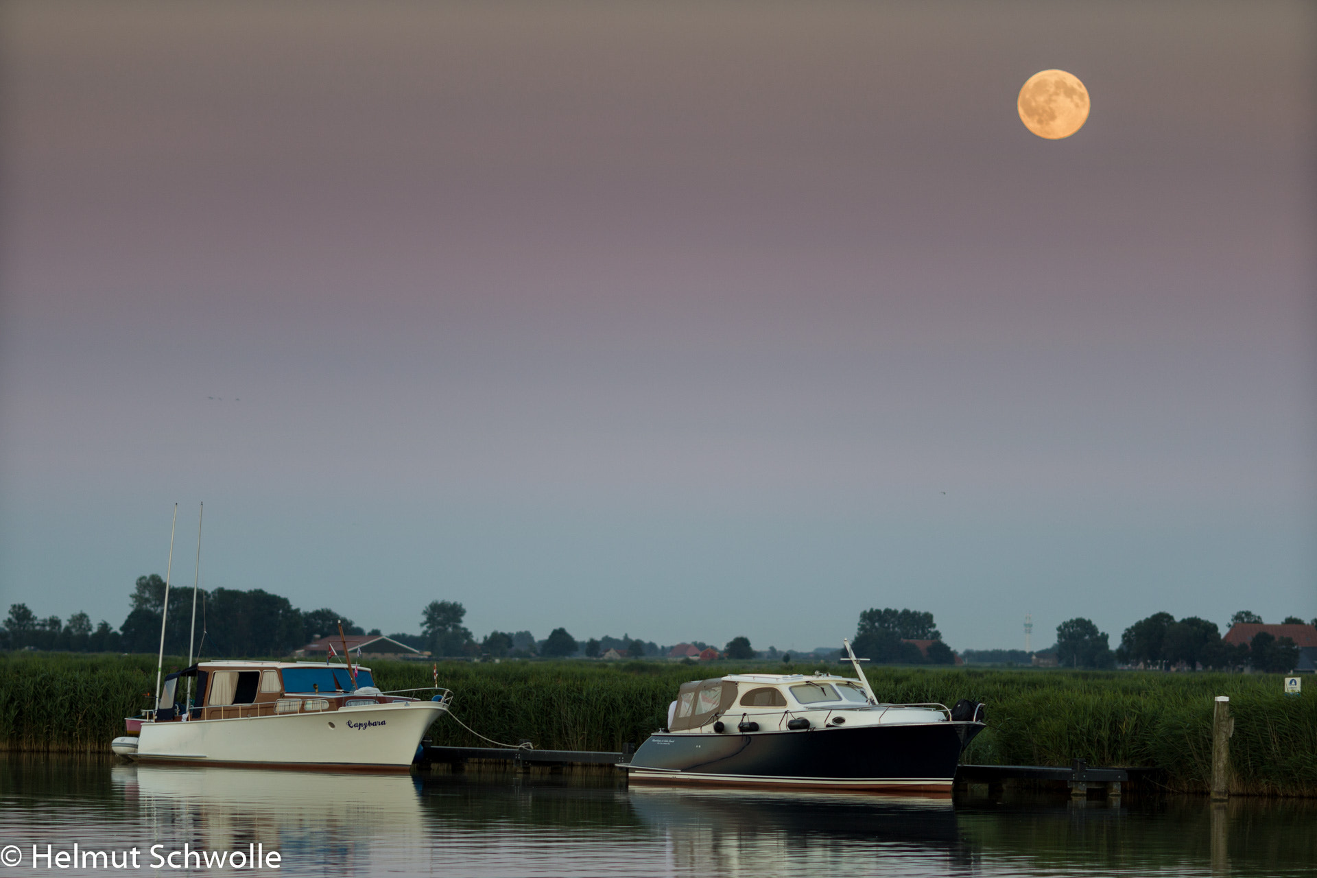Canon EOS M3 + Canon EF 135mm F2L USM sample photo. Friesland bei vollmond photography
