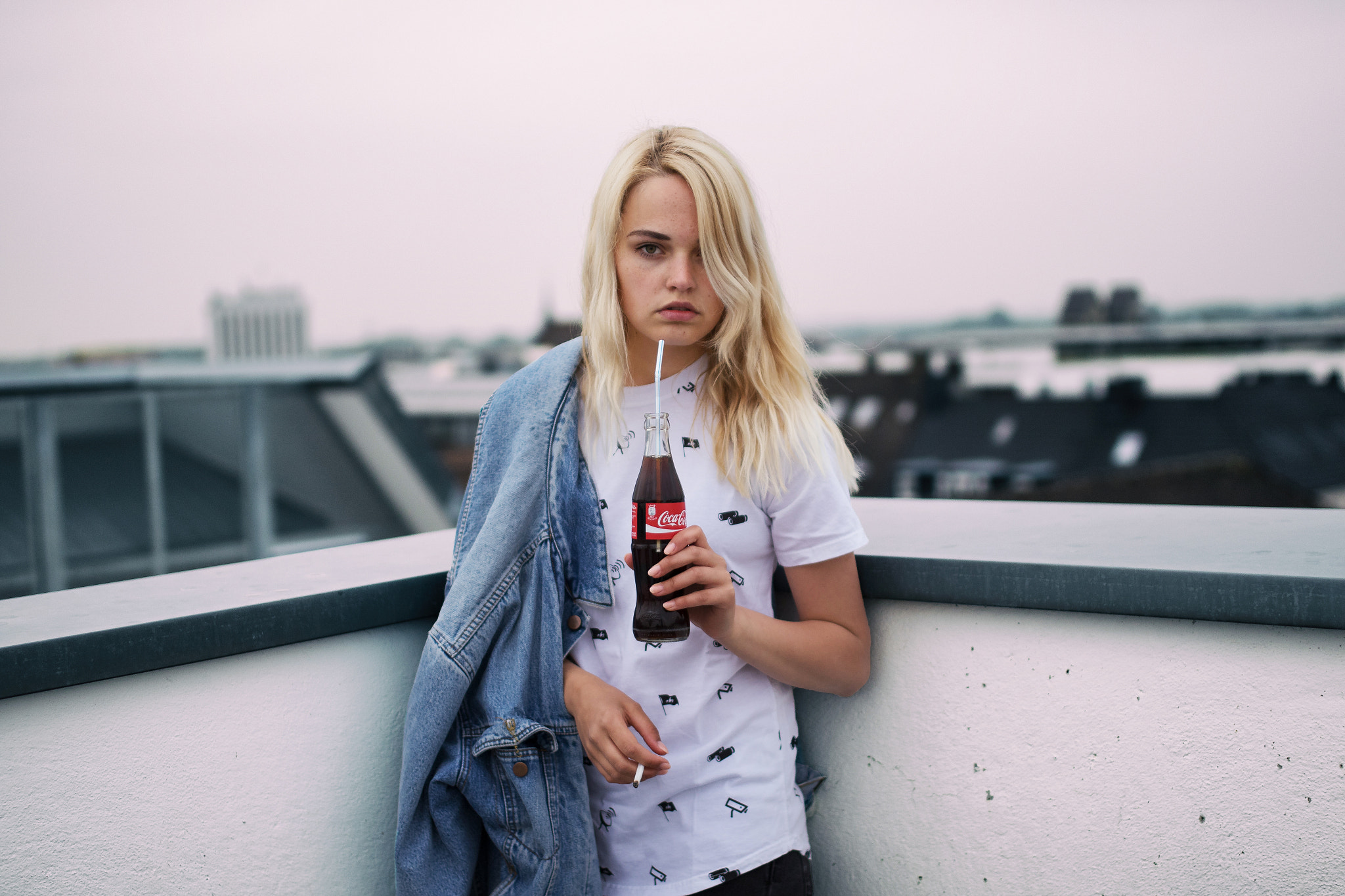 Sigma 35mm F1.4 DG HSM Art sample photo. Cocacola photography