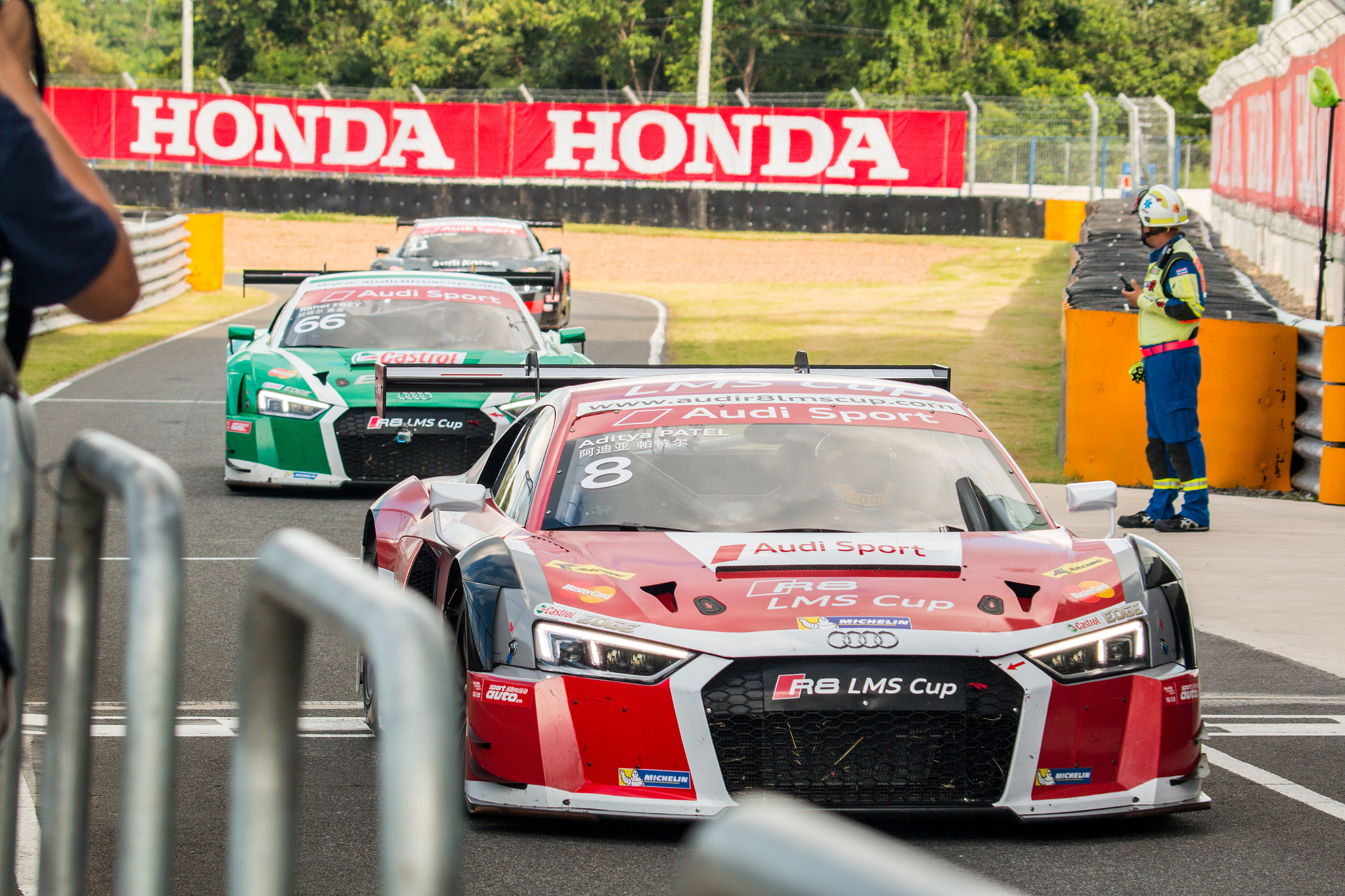 Canon EF 35-350mm F3.5-5.6L USM sample photo. Awesome audi r8 photography