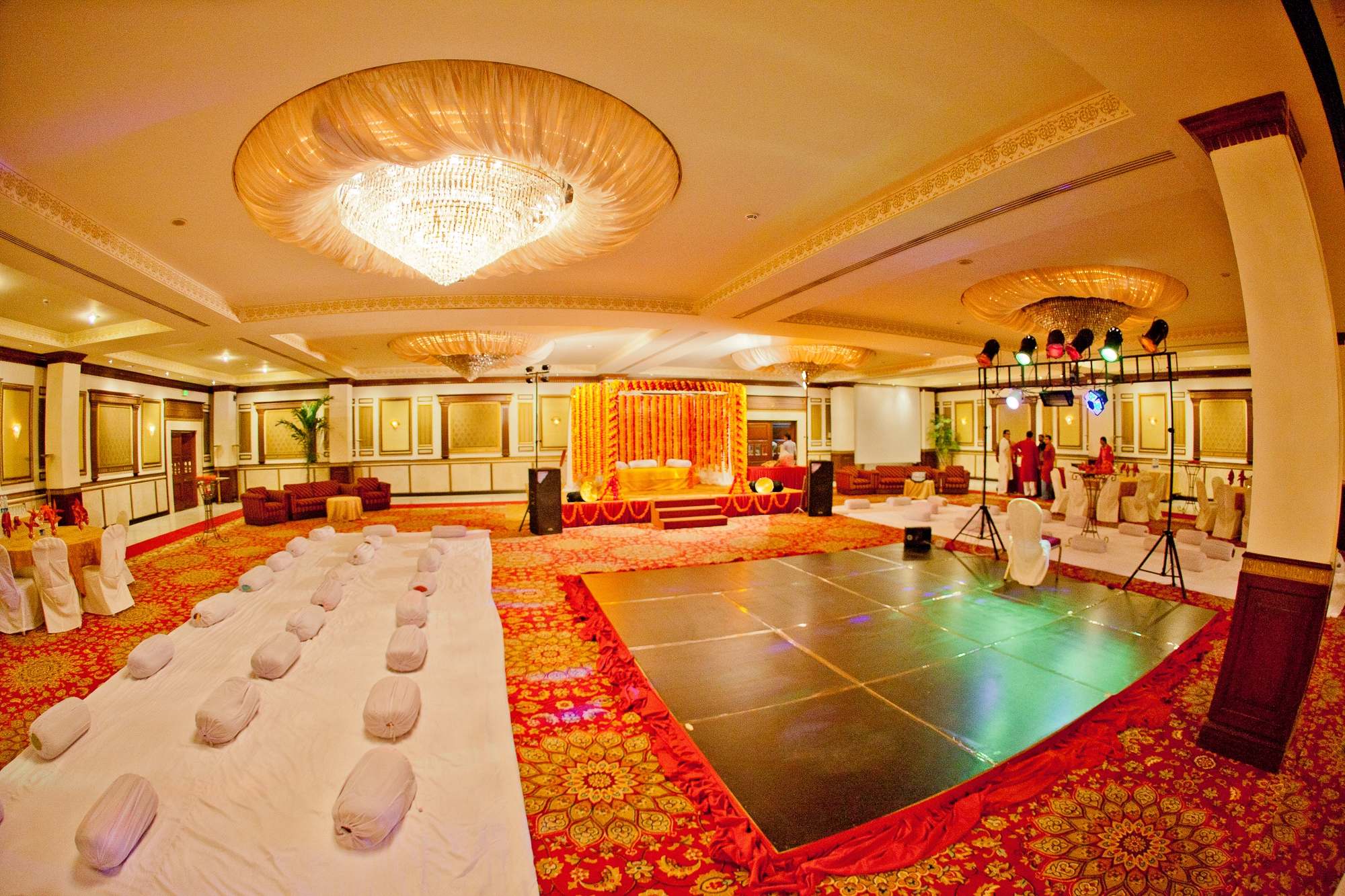 Canon EF 15mm F2.8 Fisheye sample photo. Wedding arrangement photography