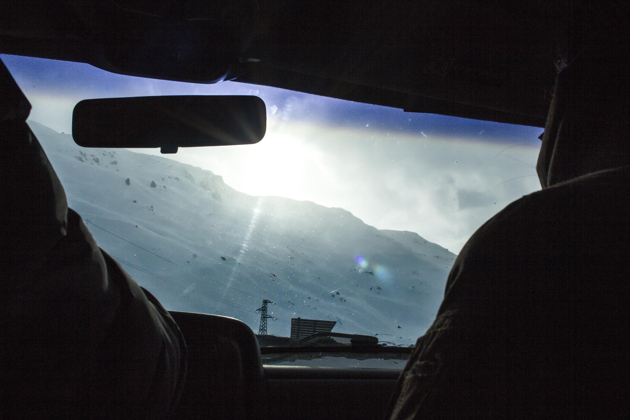 Canon EF 24mm F2.8 IS USM sample photo. Jeep inside photography