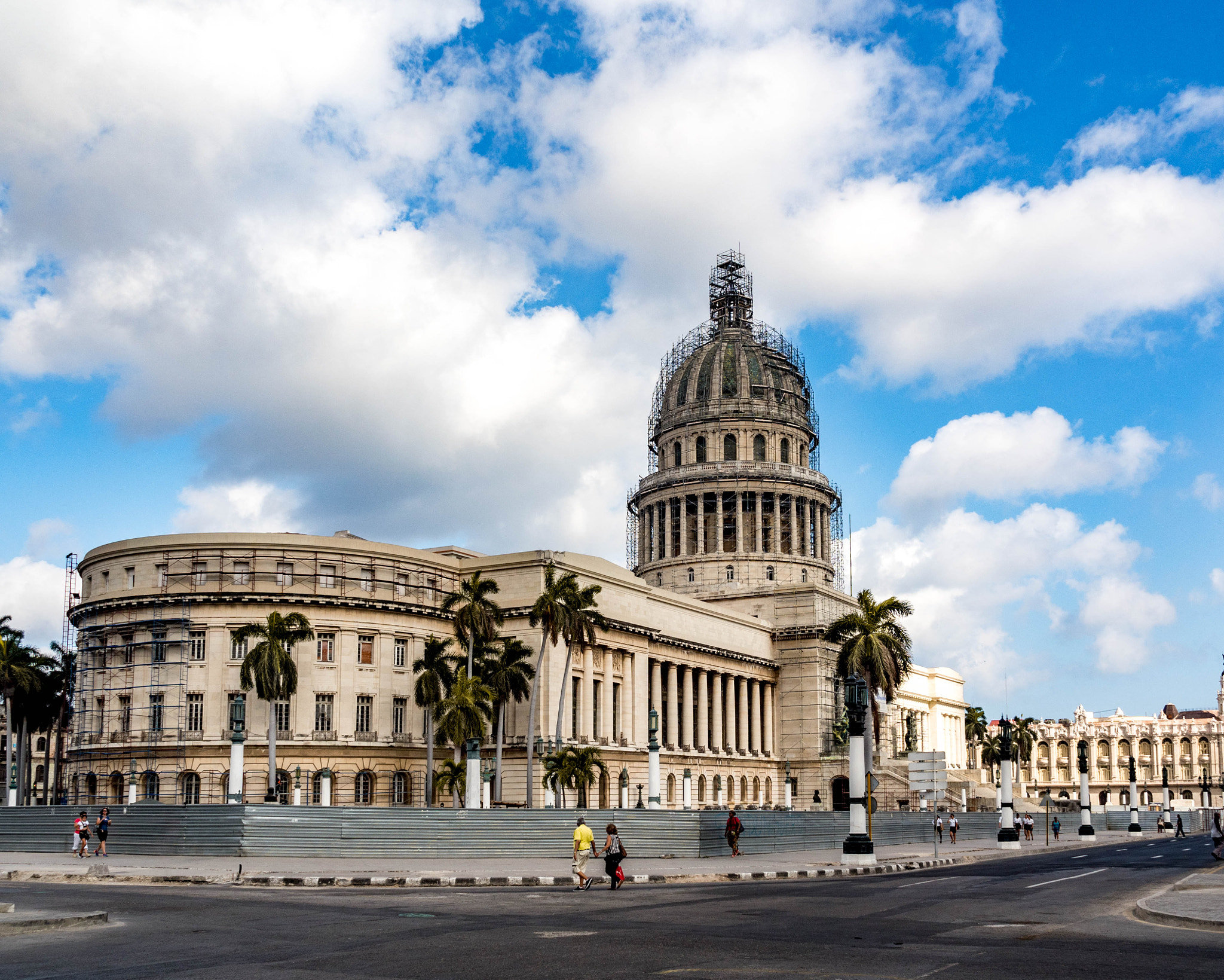 Olympus OM-D E-M5 II sample photo. Cuban national  capital building photography