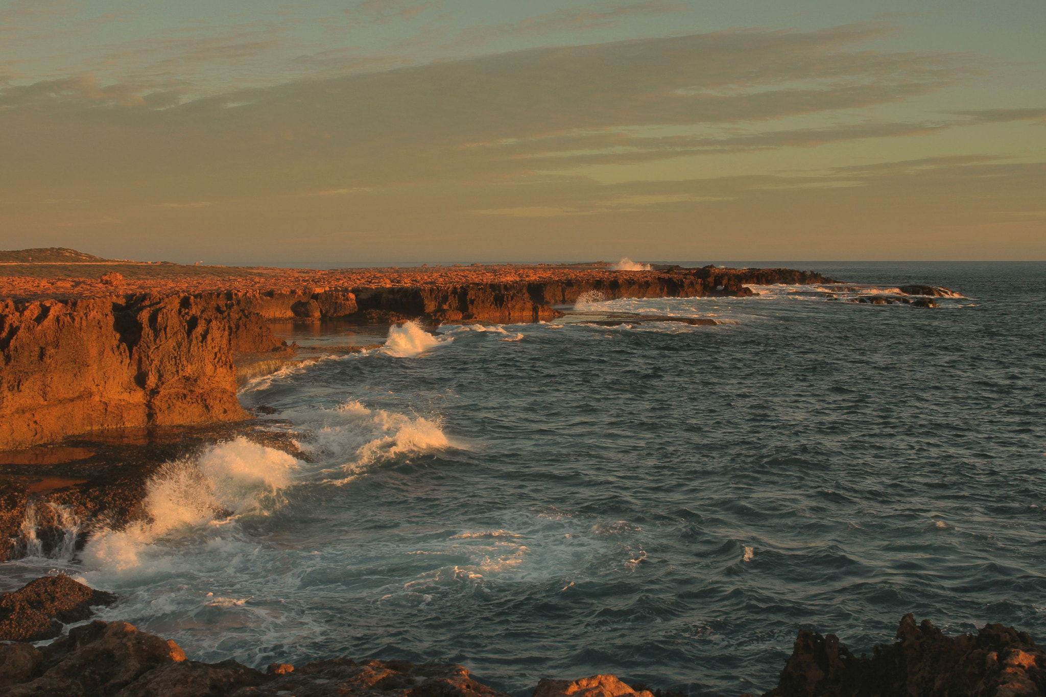 Canon EOS 7D + Sigma 24-70mm f/2.8 IF EX DG HSM sample photo. Blowhole, koba, wa photography