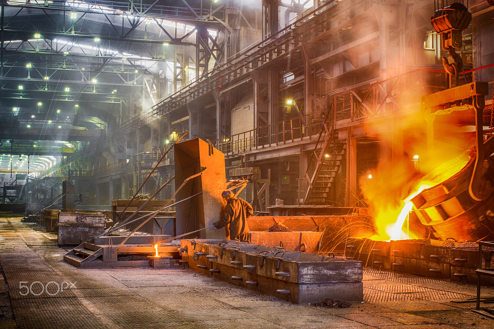 Nikon D7200 + Nikon AF Nikkor 35mm F2D sample photo. Casting ferroalloy factory photography