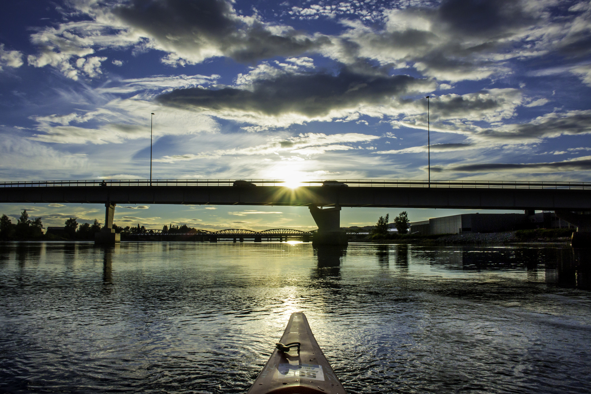 Nikon 1 Nikkor AW 10mm F2.8 sample photo. Kayaking down the river photography