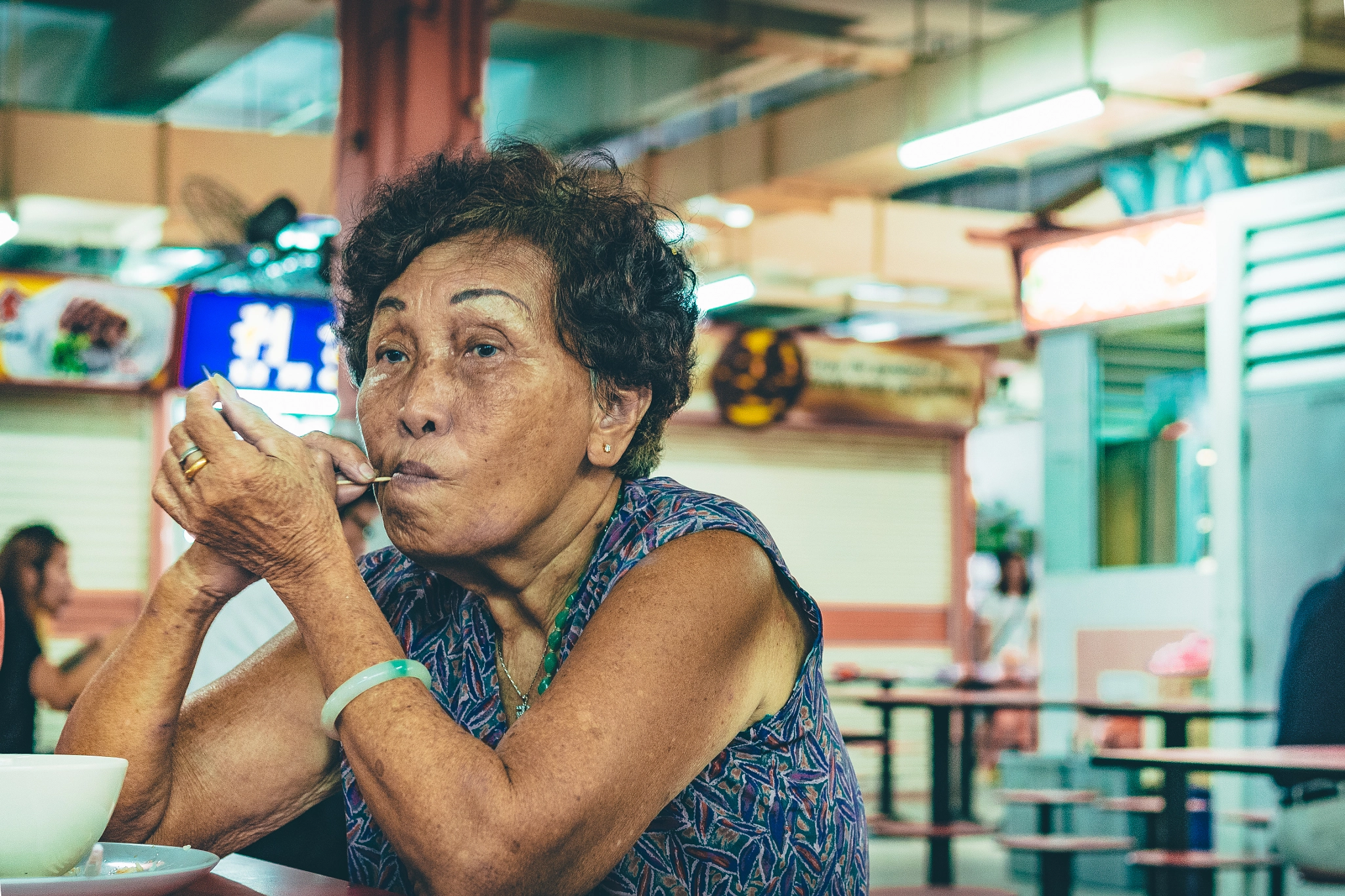 Olympus OM-D E-M10 + Sigma 30mm F1.4 DC DN | C sample photo. High tea society photography
