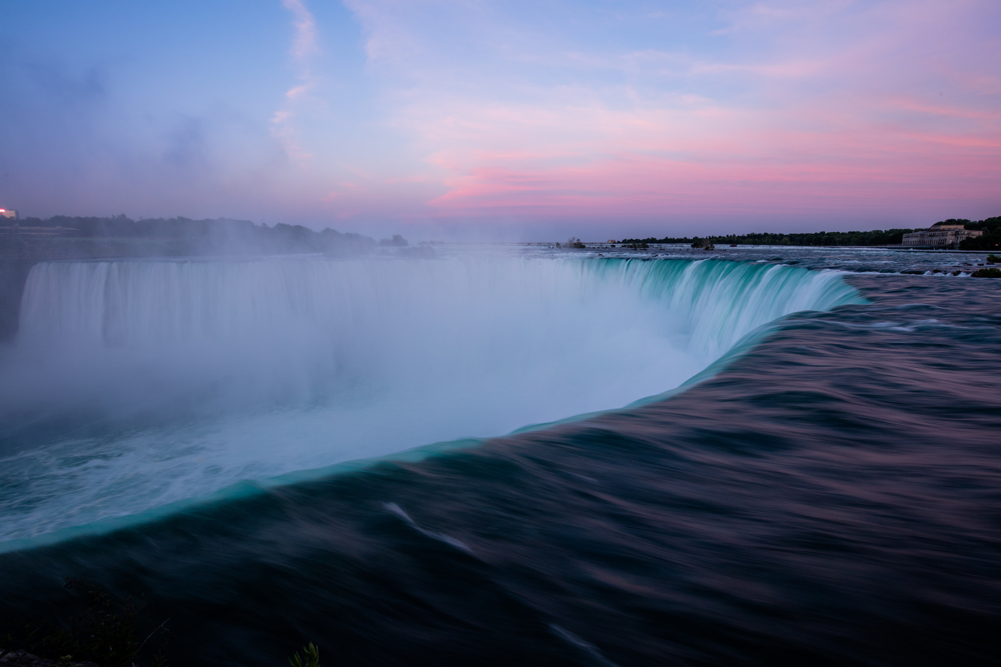 Canon EOS 5DS + Canon EF 16-35mm F4L IS USM sample photo. Horseshoe fall photography