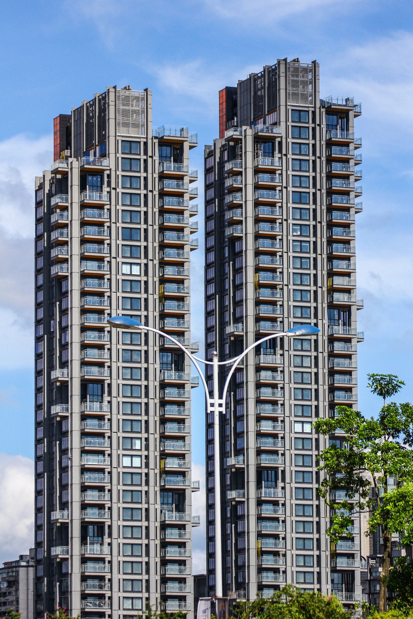Tamron SP 35mm F1.8 Di VC USD sample photo. Tall building.jpg photography