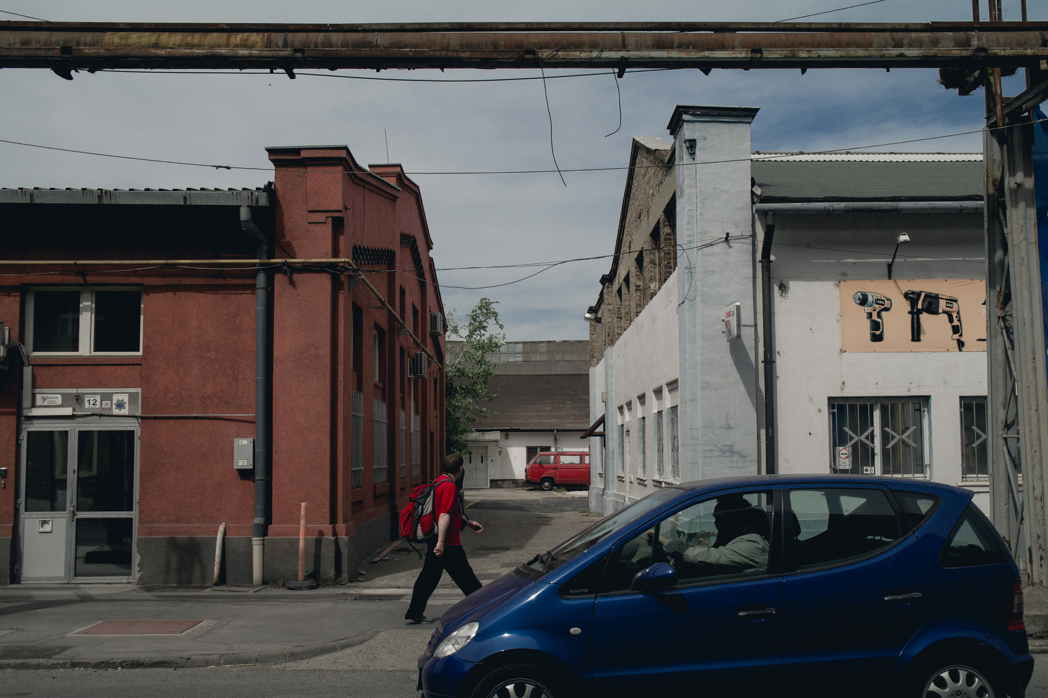 Samsung NX10 sample photo. On the streets of budapest photography
