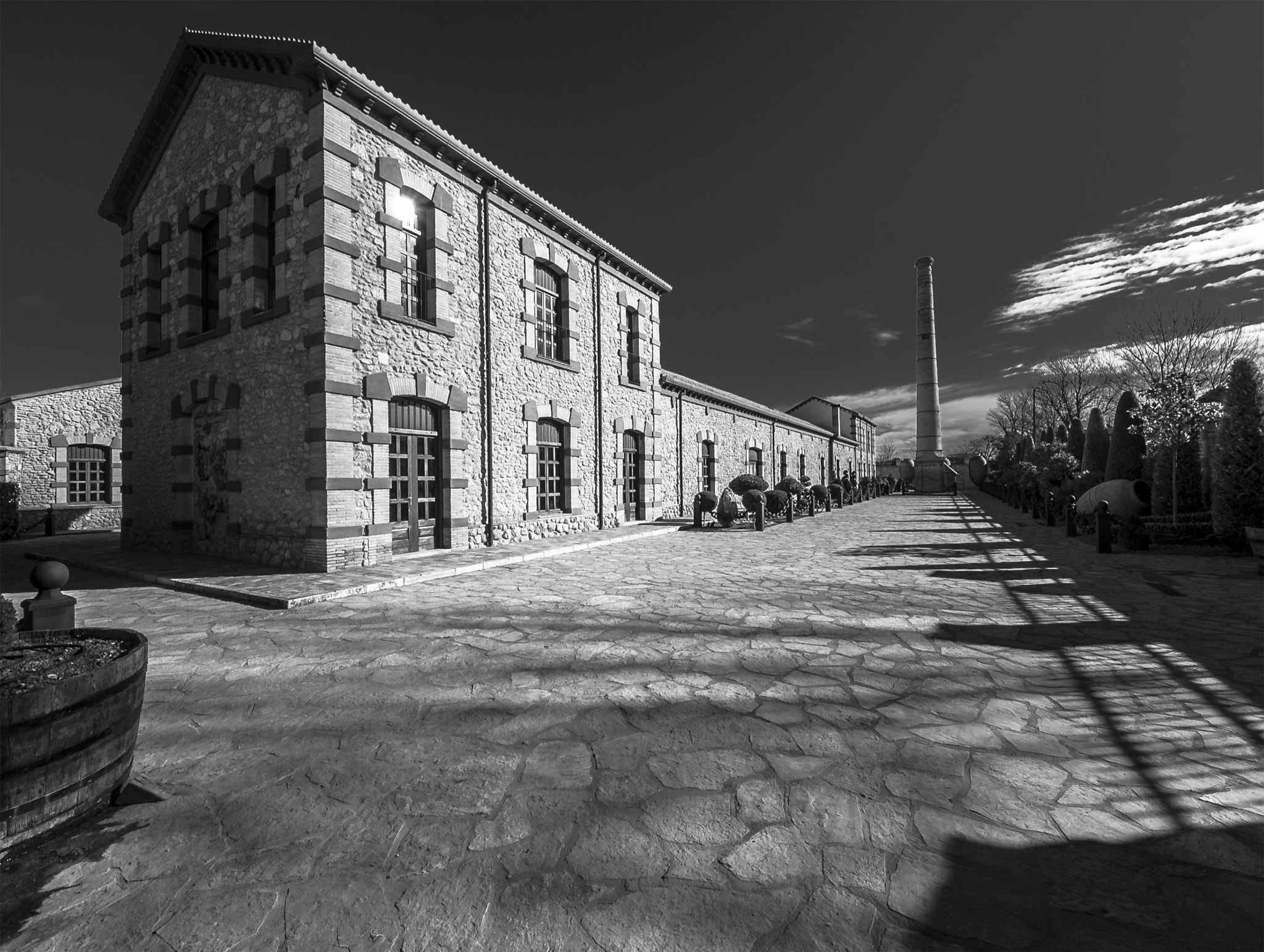 Leica Digilux 3 sample photo. 31 de julio - la fabrica photography