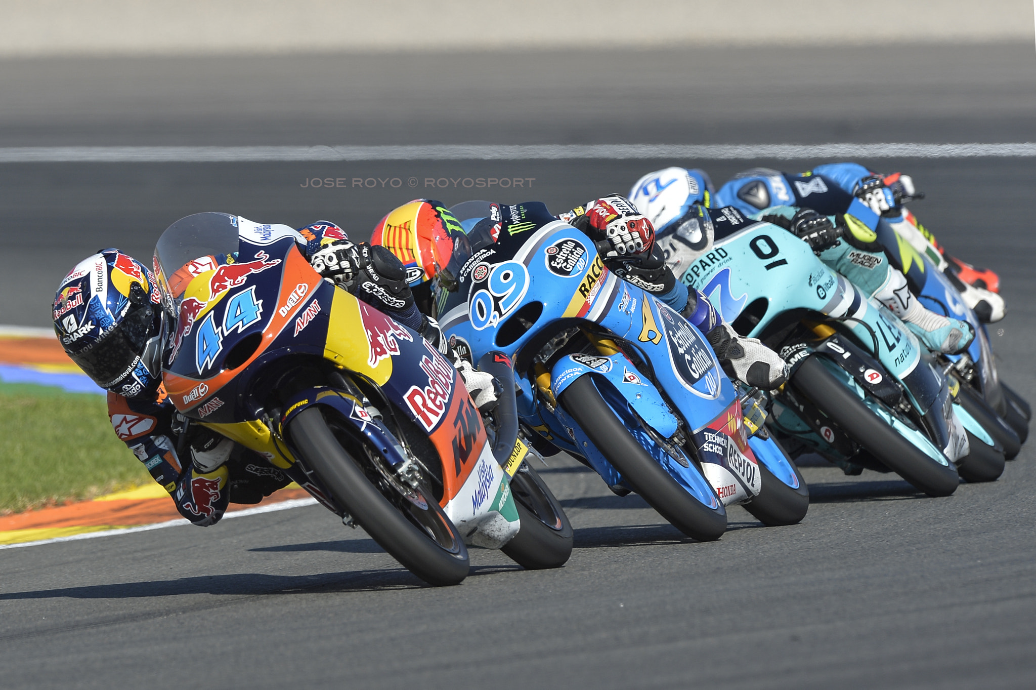 Nikon AF-S Nikkor 400mm F2.8G ED VR II sample photo. Moto gp photography