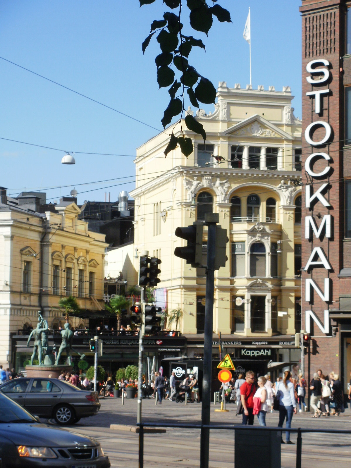 Olympus FE46,X41,X42 sample photo. Stockmann and the blacksmiths photography