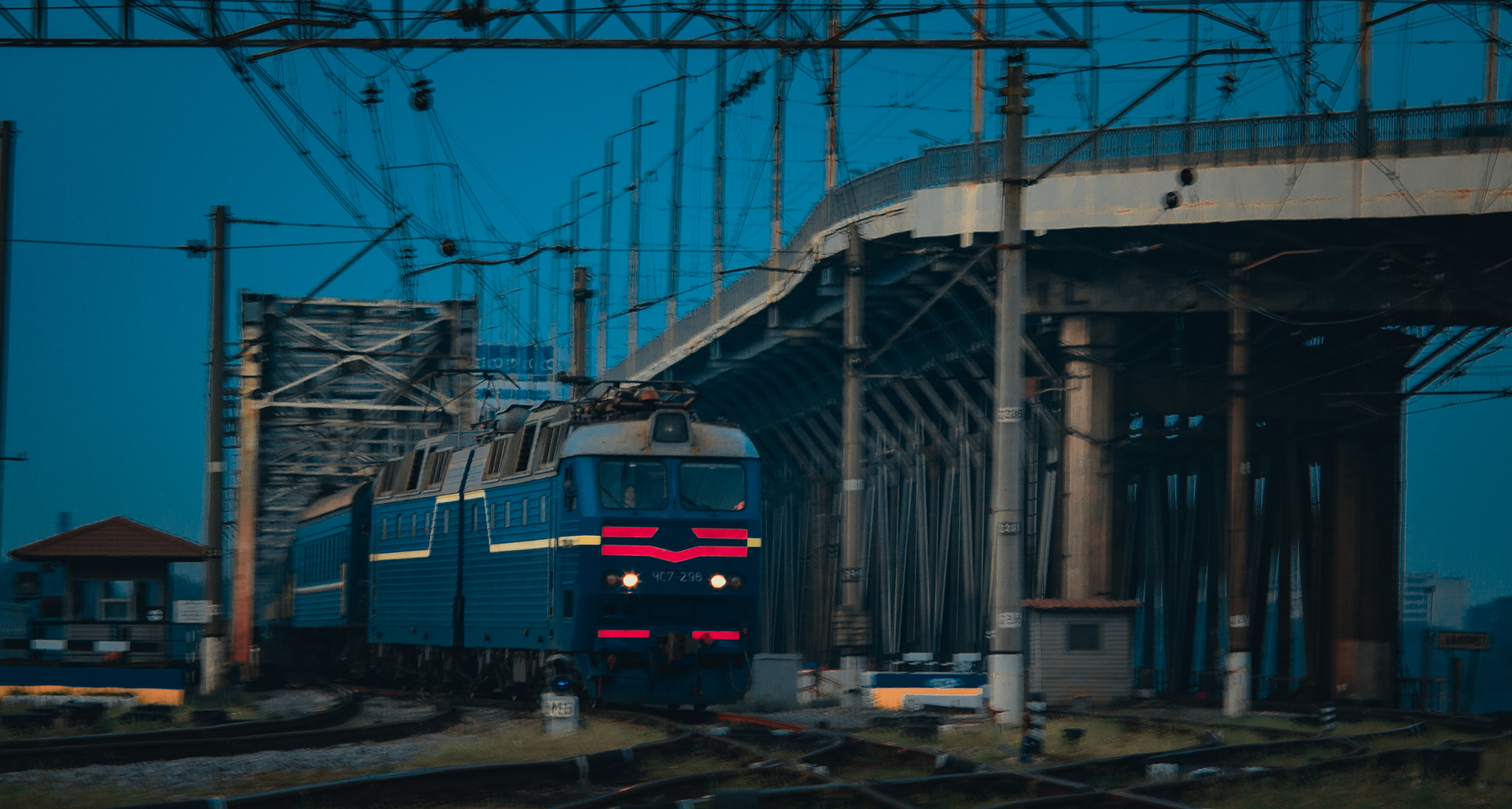 Sigma 50-200mm F4-5.6 DC OS HSM sample photo. Train photography